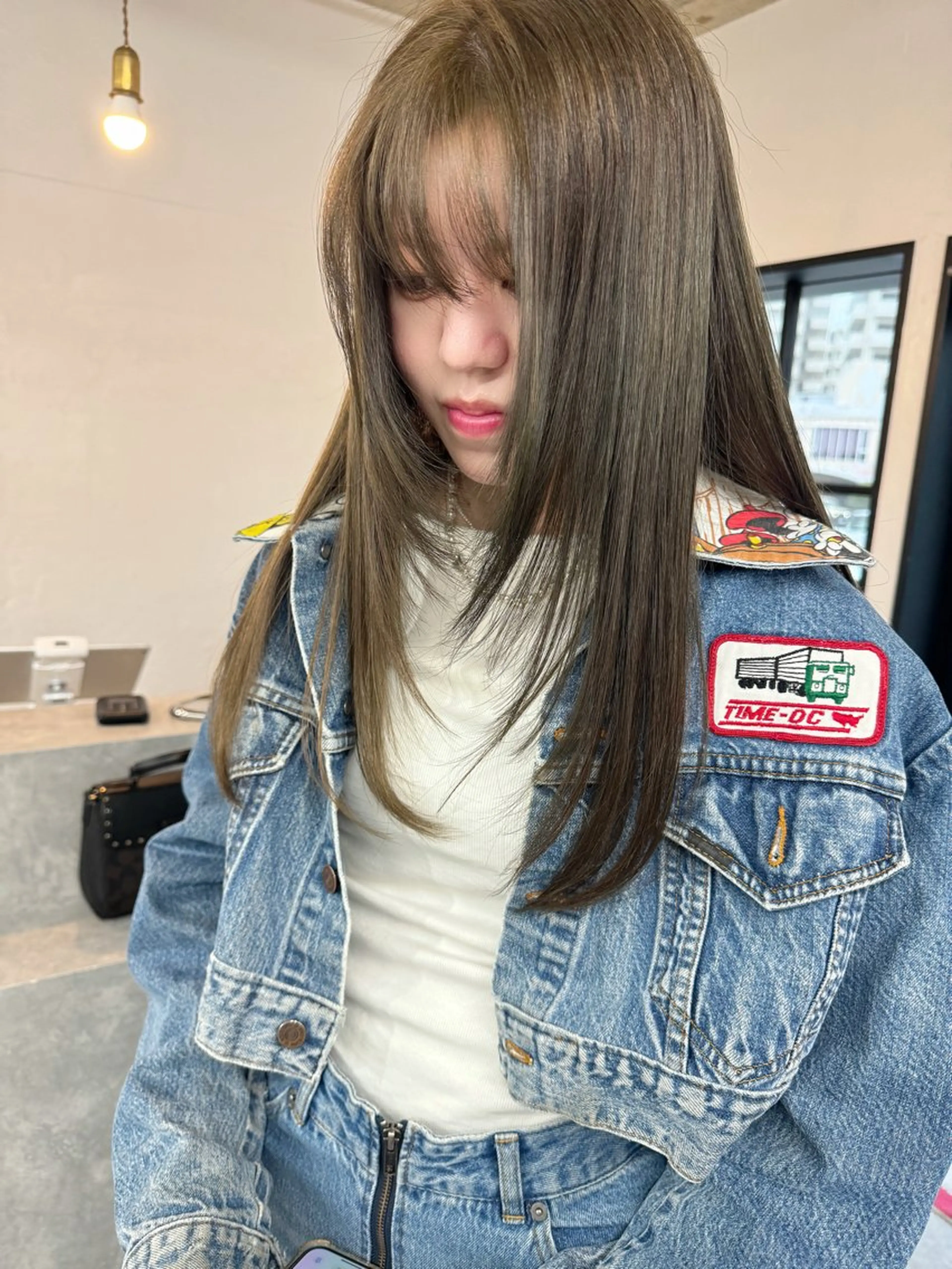 セミロング ヘアカラー miloc🫧 MOMOYOのヘアスタイル