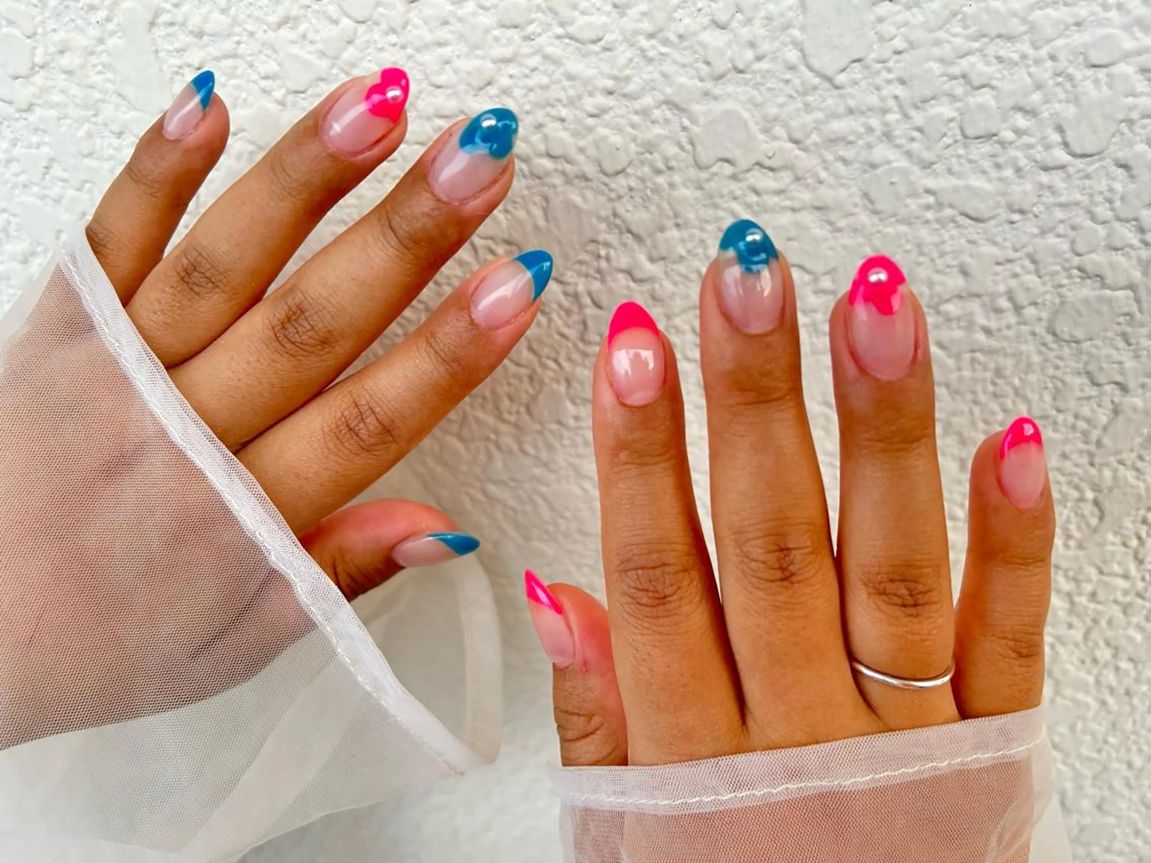 ミディアム ネイル ハンドネイル ✴︎ Delightのネイルデザイン