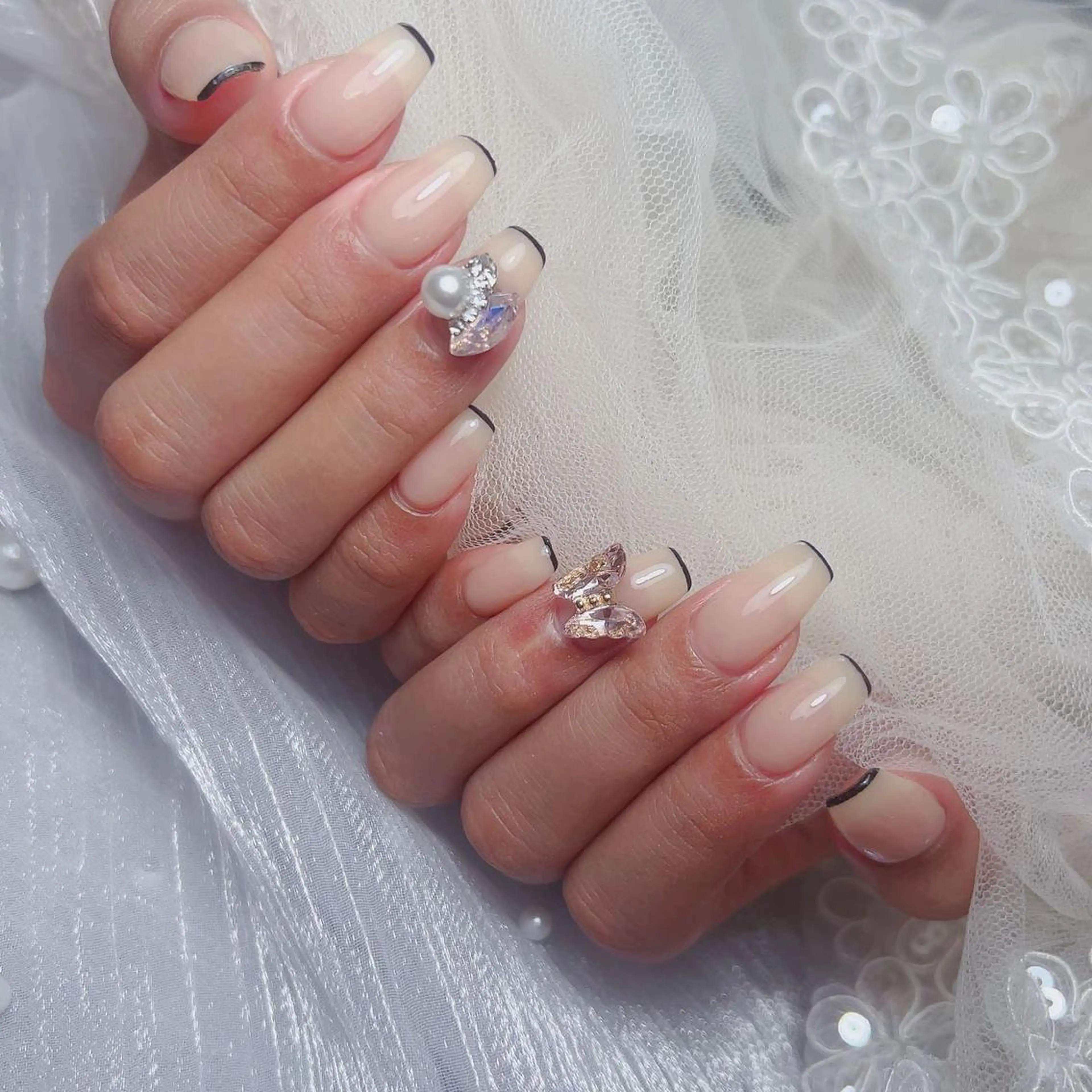 ミディアム めぐみのネイルサロン スタッフ練習のネイルデザイン