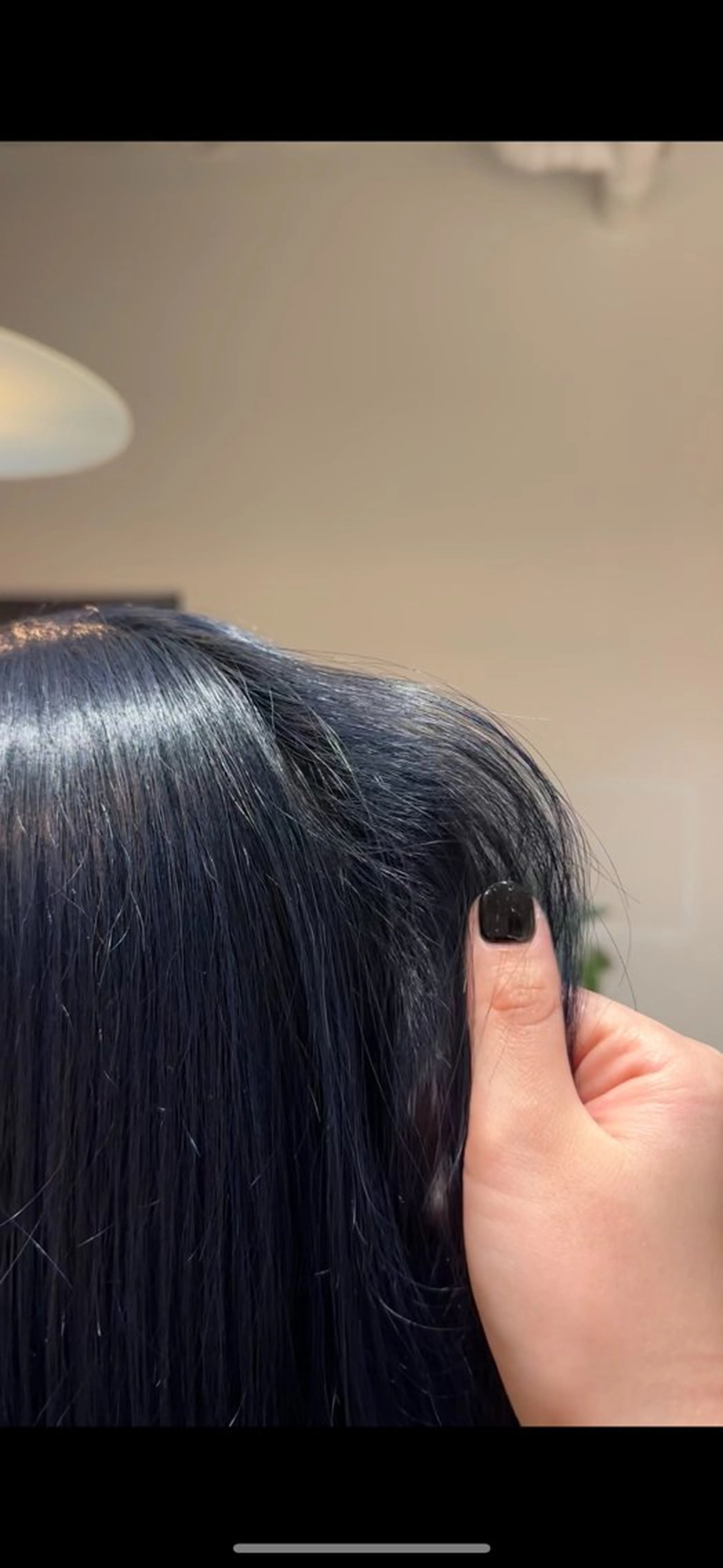 ミディアム カラー ブリーチ ネイビーカラー Lapis / miyu.のヘアスタイル