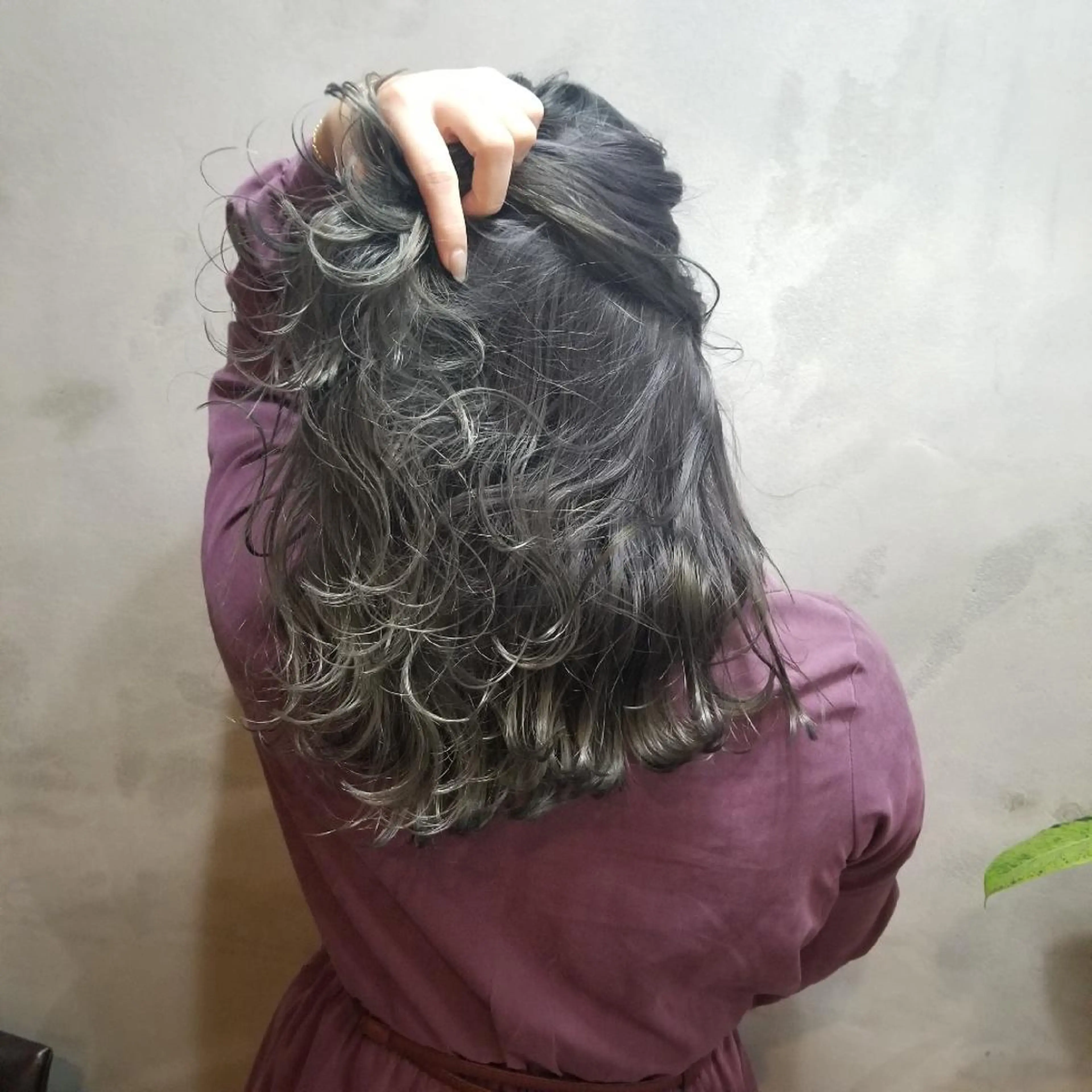 セミロング ヘアカラー Le Lien カジのヘアスタイル