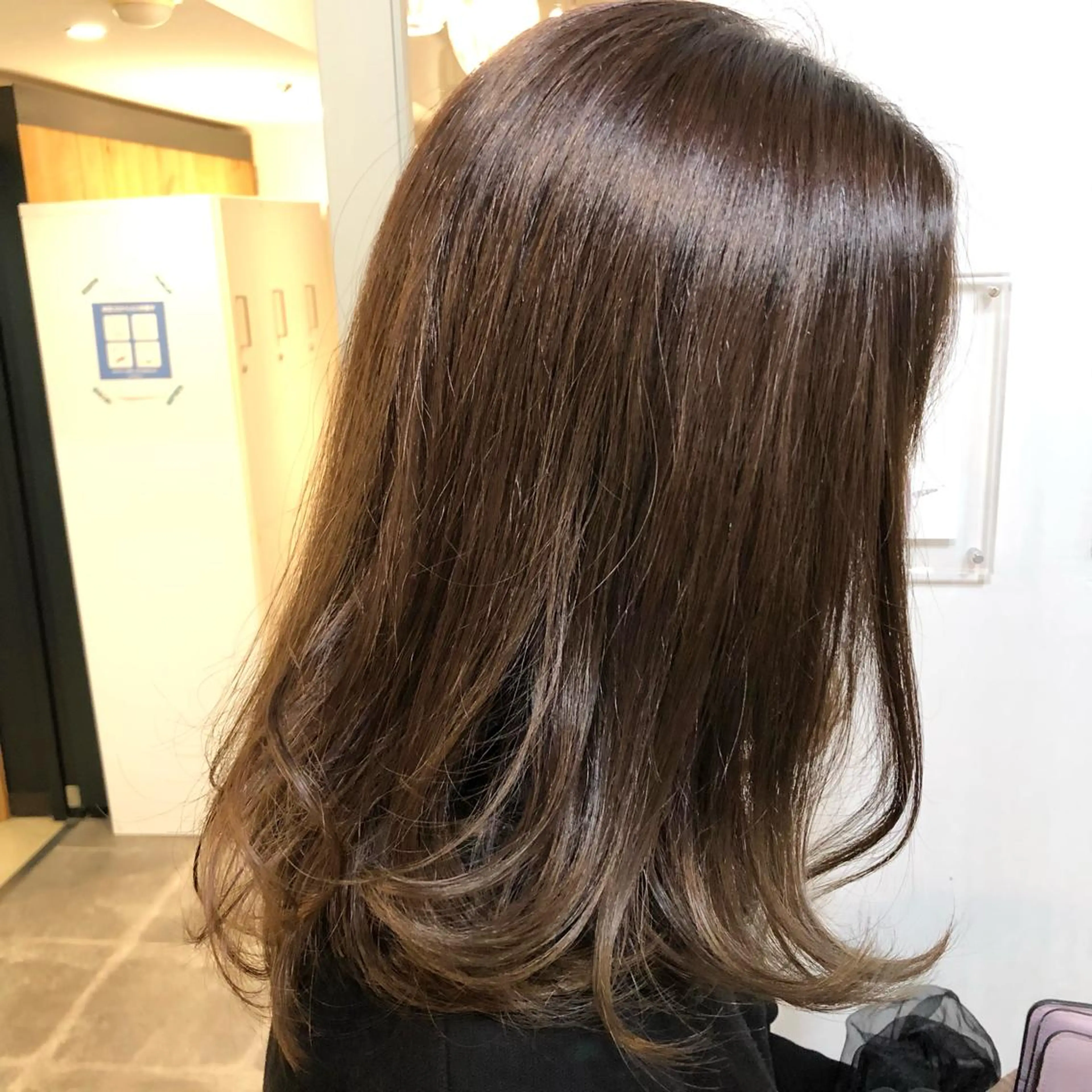 ミディアム カラー グラデーションカラー 江里 太介のヘアスタイル