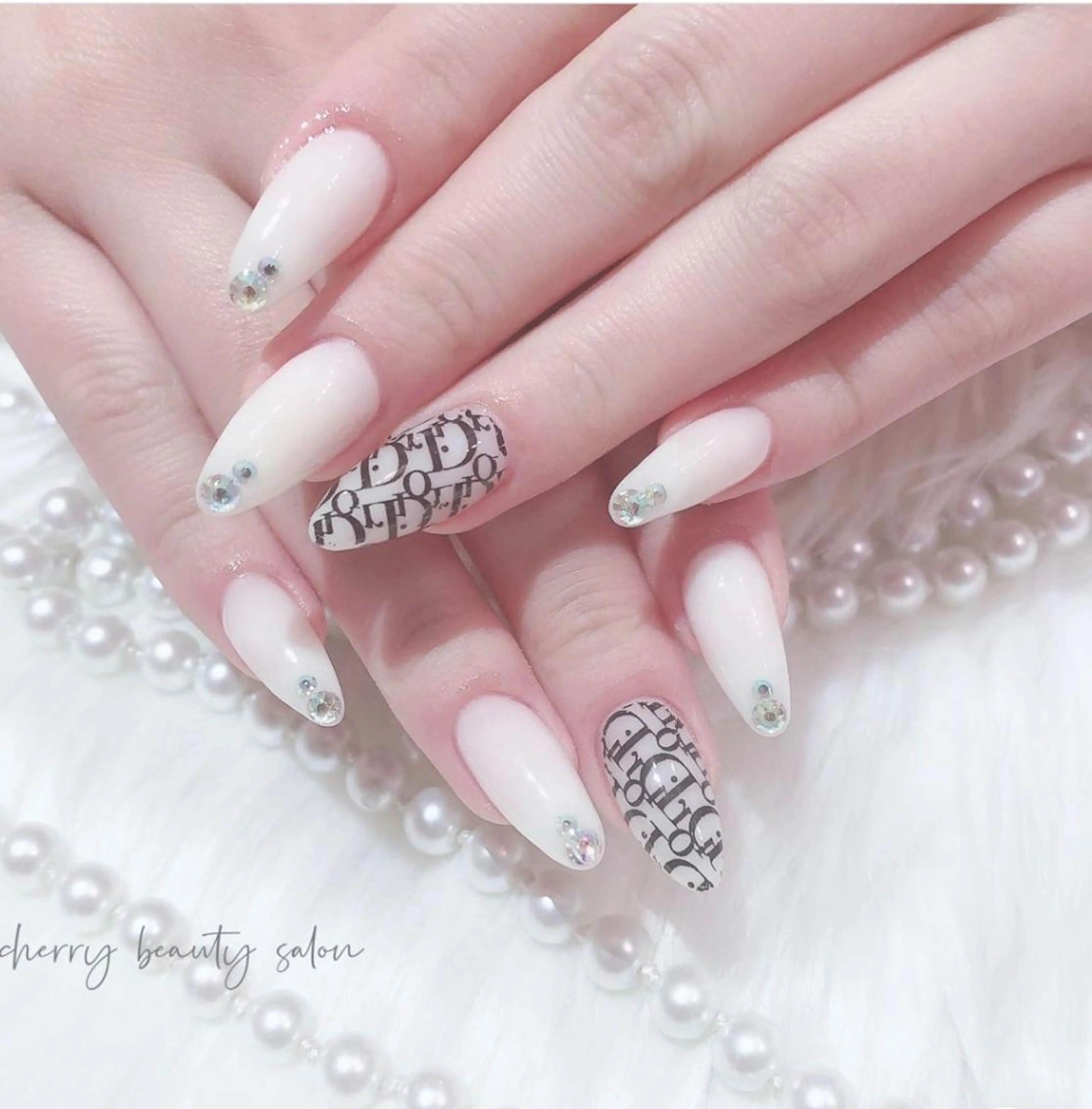 ネイル ✨Serenity Nail salonのネイルデザイン