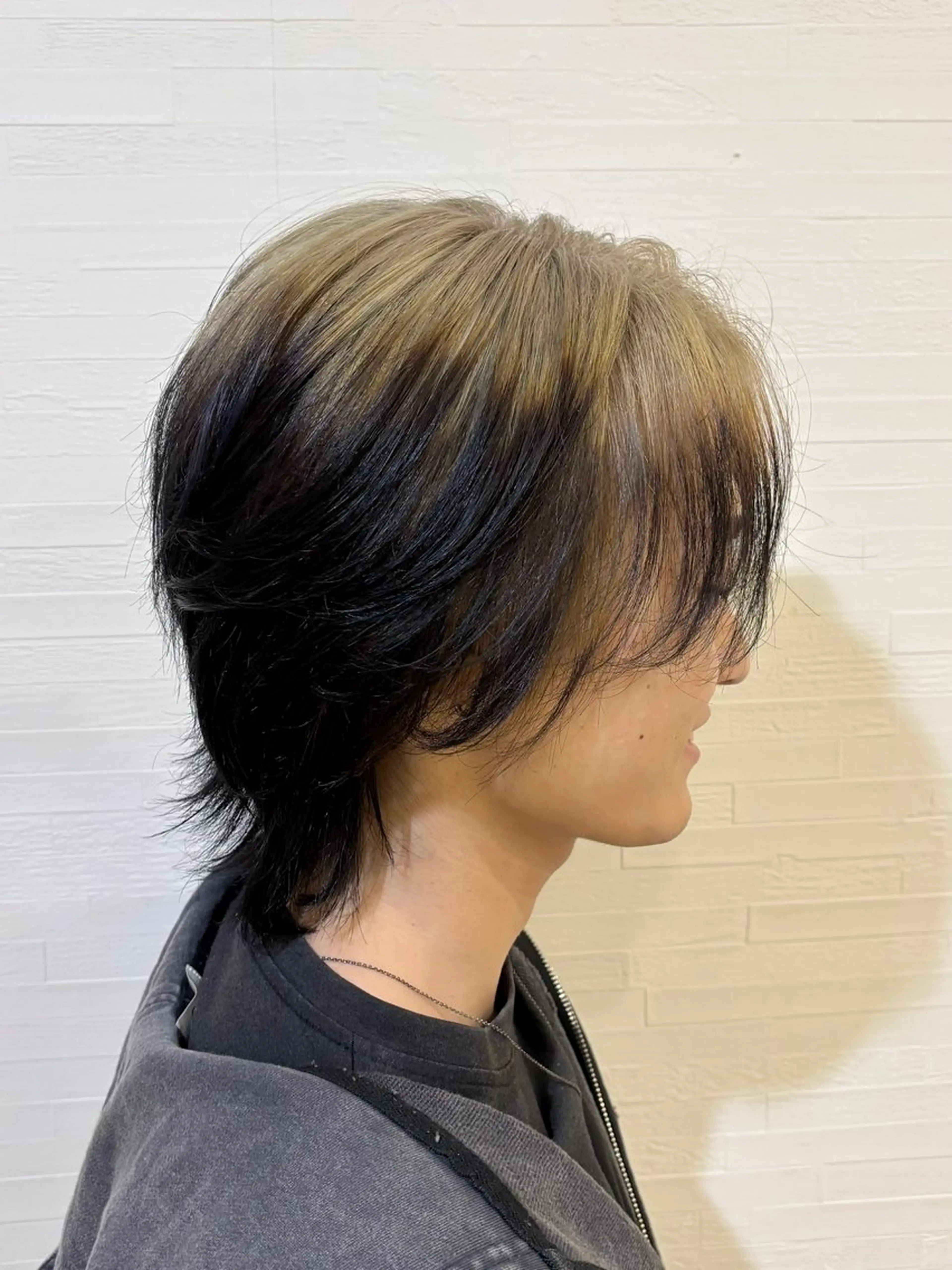 カラー メンズ 緑川 佳薫のヘアスタイル