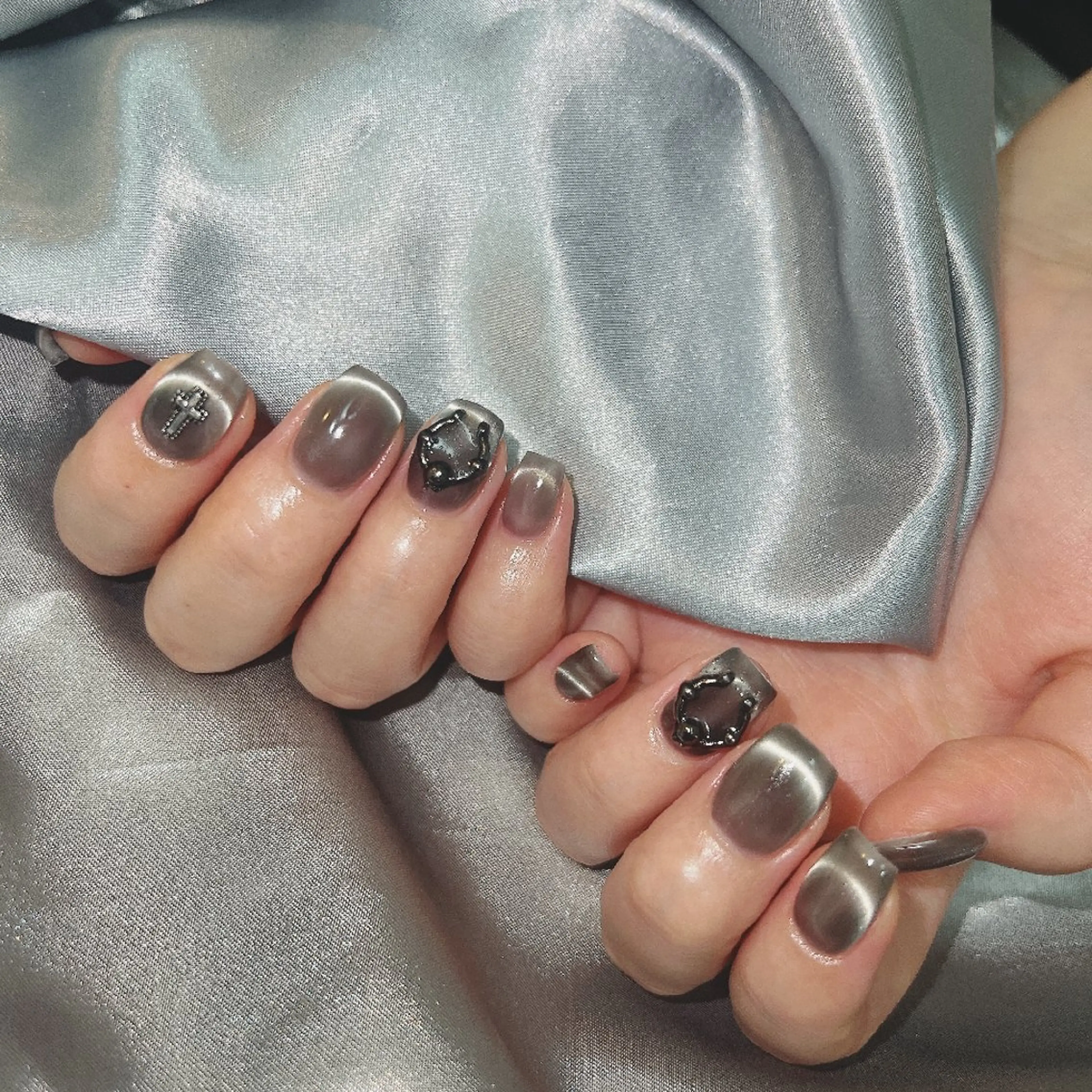 ネイル DOMI　NAIL 💅🏻のネイルデザイン