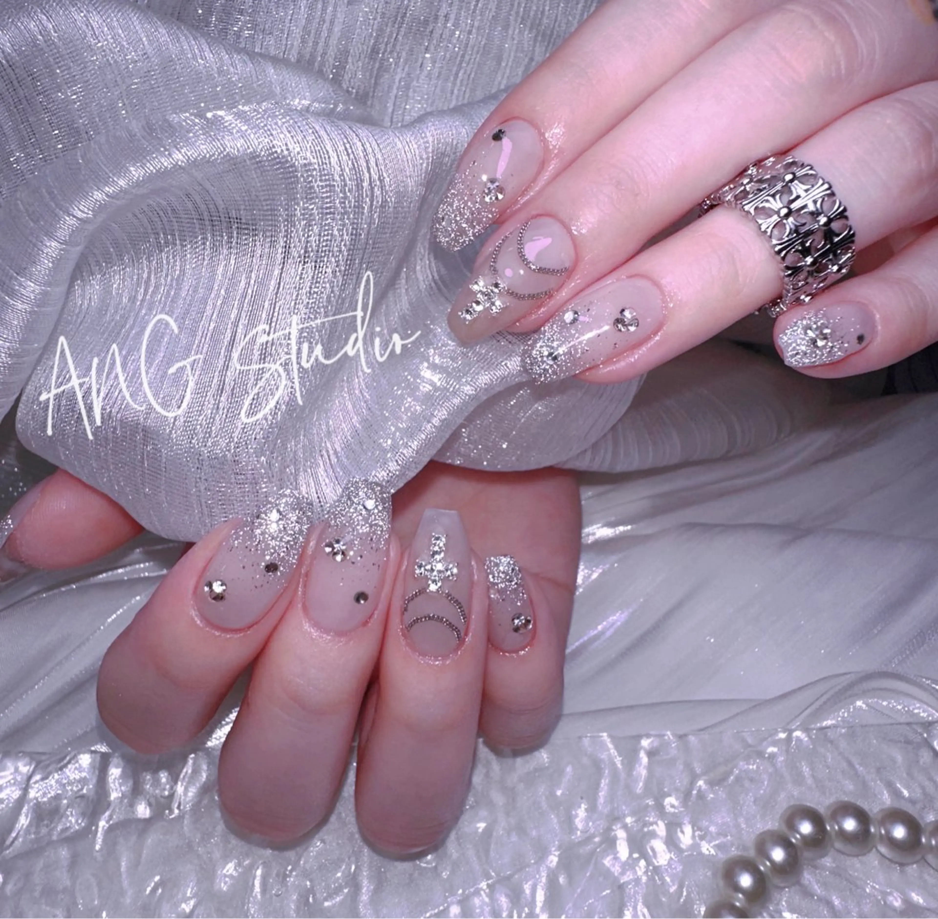 ネイル ハンドネイル ハンドケア ANG Studioのネイルデザイン