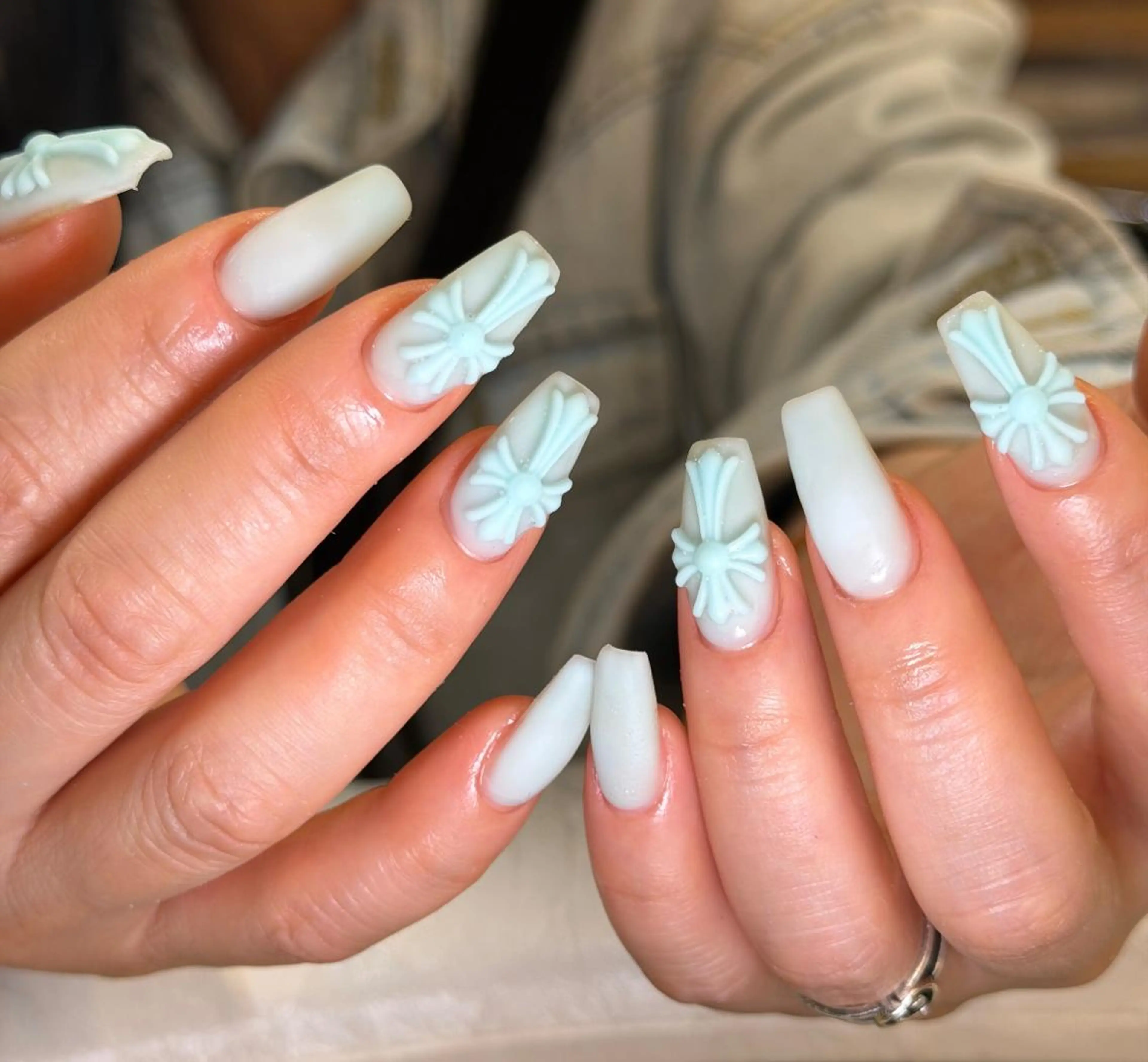 ネイル ハンドネイル 🎀 NaNa_nailのネイルデザイン