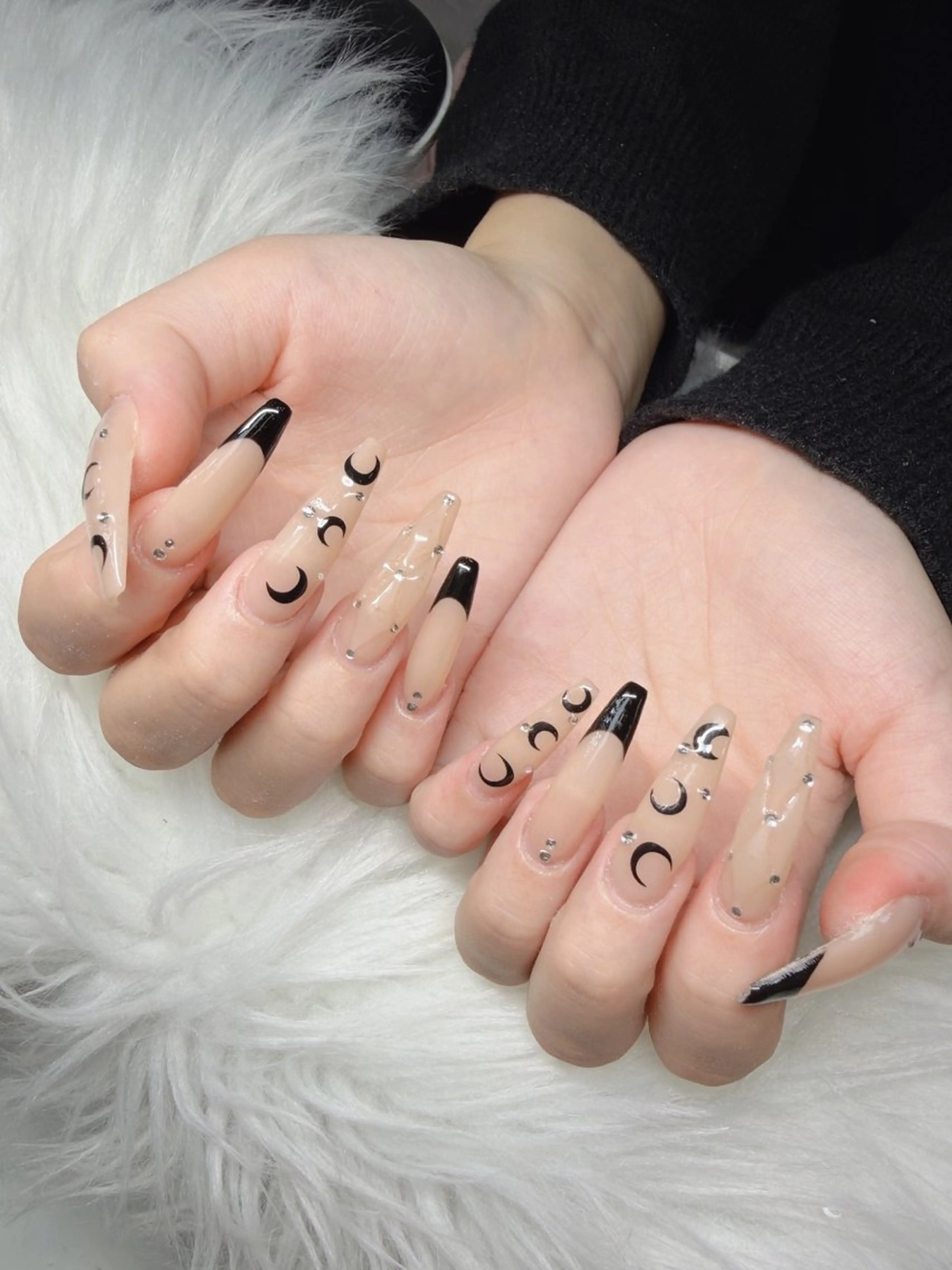 ネイル 長さ出し グラデーション 卒業式 キラキラネイル マグネットネイル ハンドネイル Lee Nailsのネイルデザイン