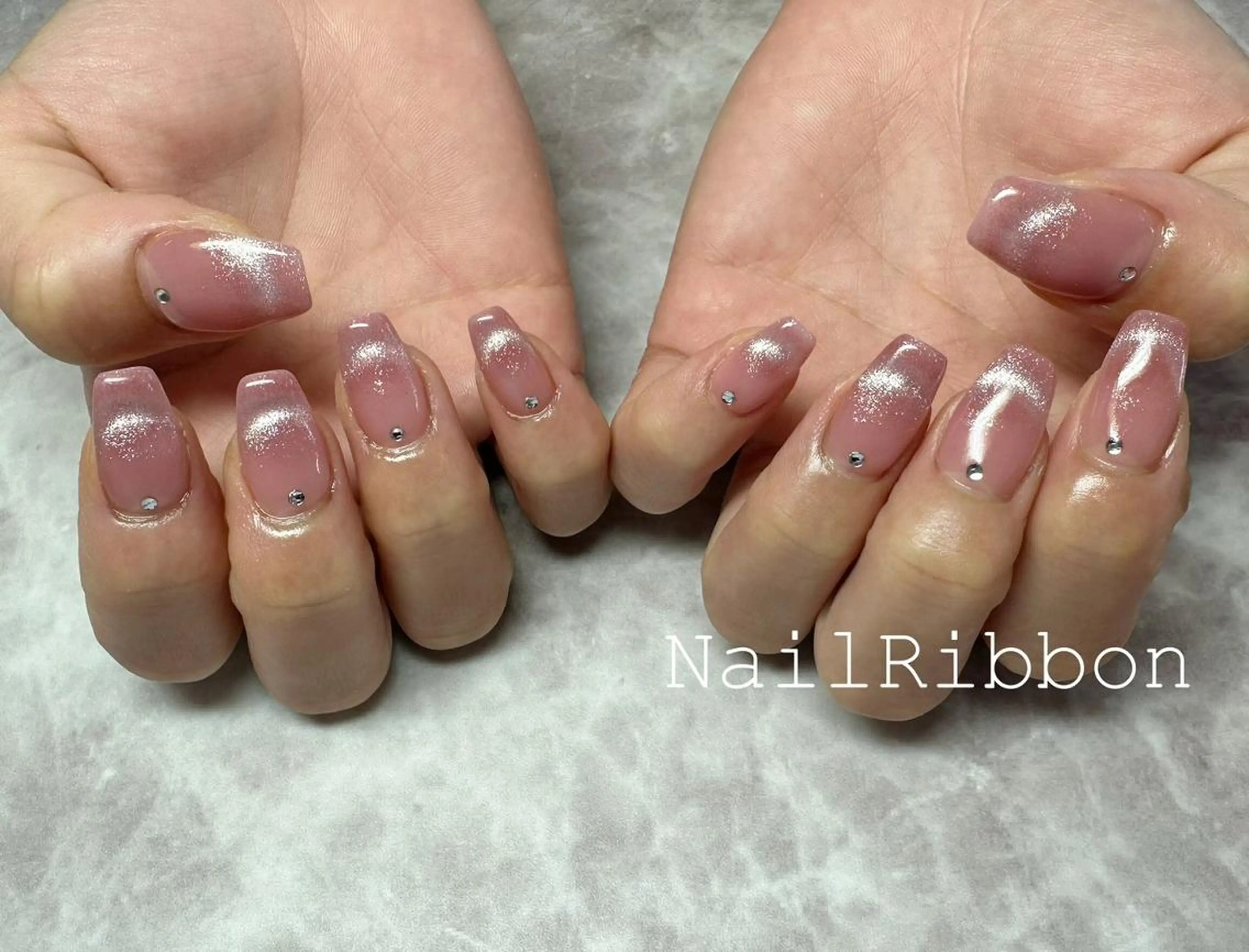 💅ワンカラー+マグネットフレンチ💅の写真