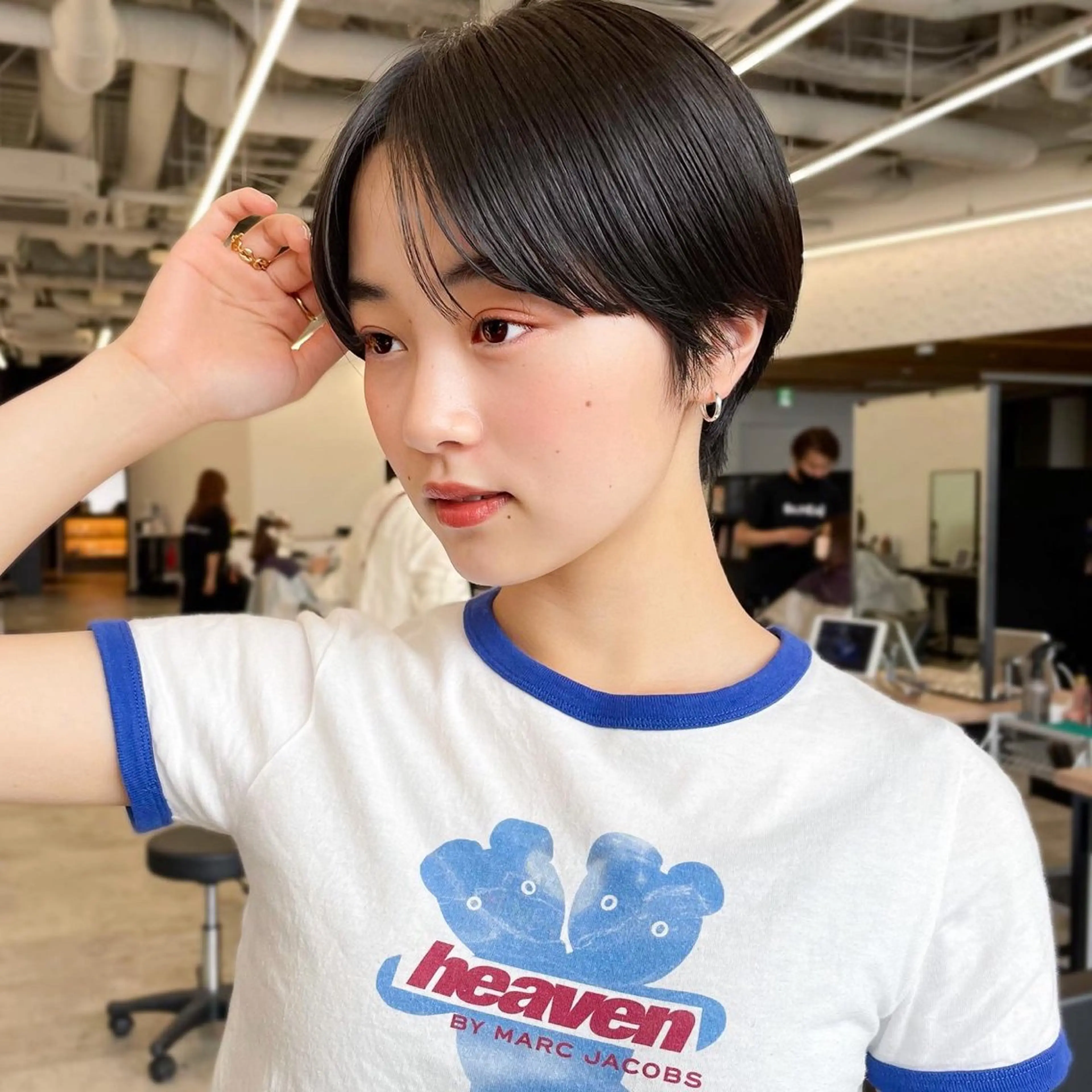 ショート ハンサムショート ショートヘア レイヤー/ショート透 明感カラー/西田祐賀のヘアスタイル