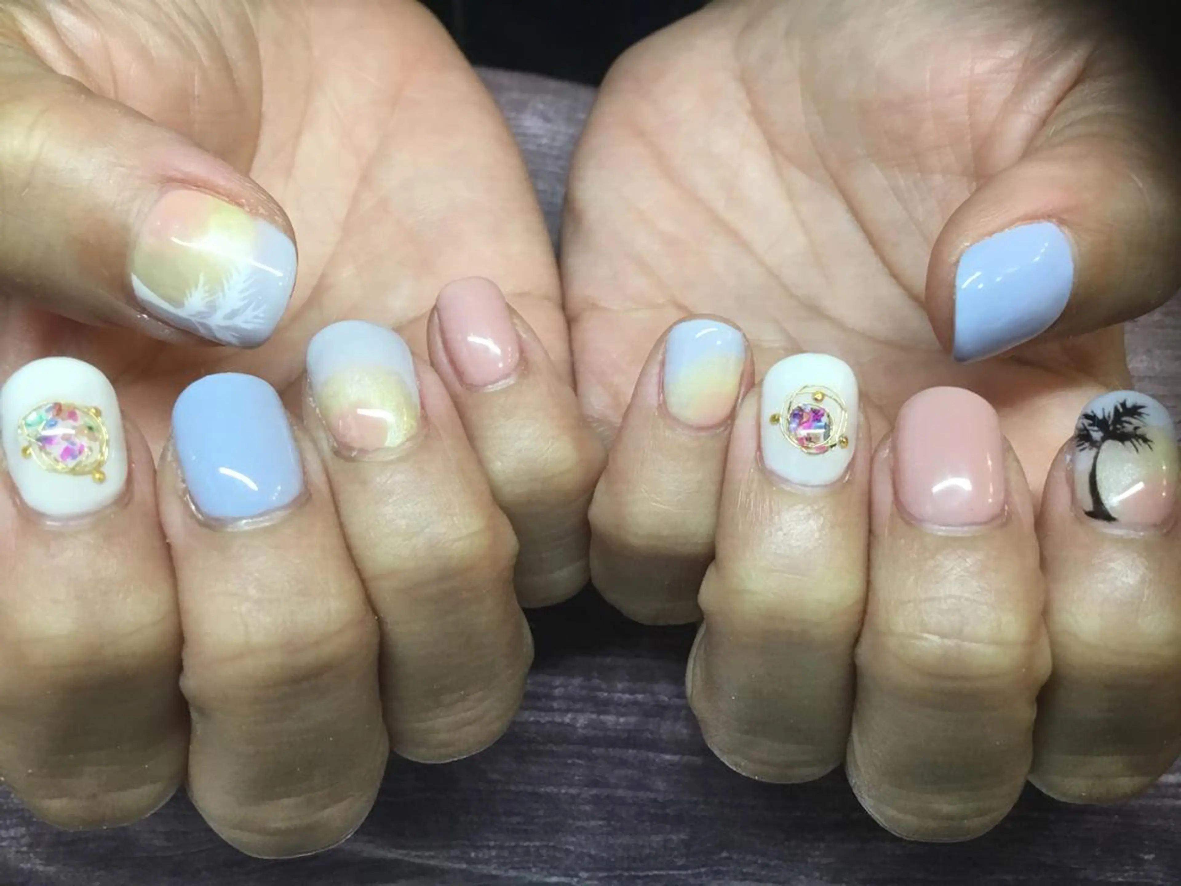 ネイル プライベートサロン jewel nailのネイルデザイン