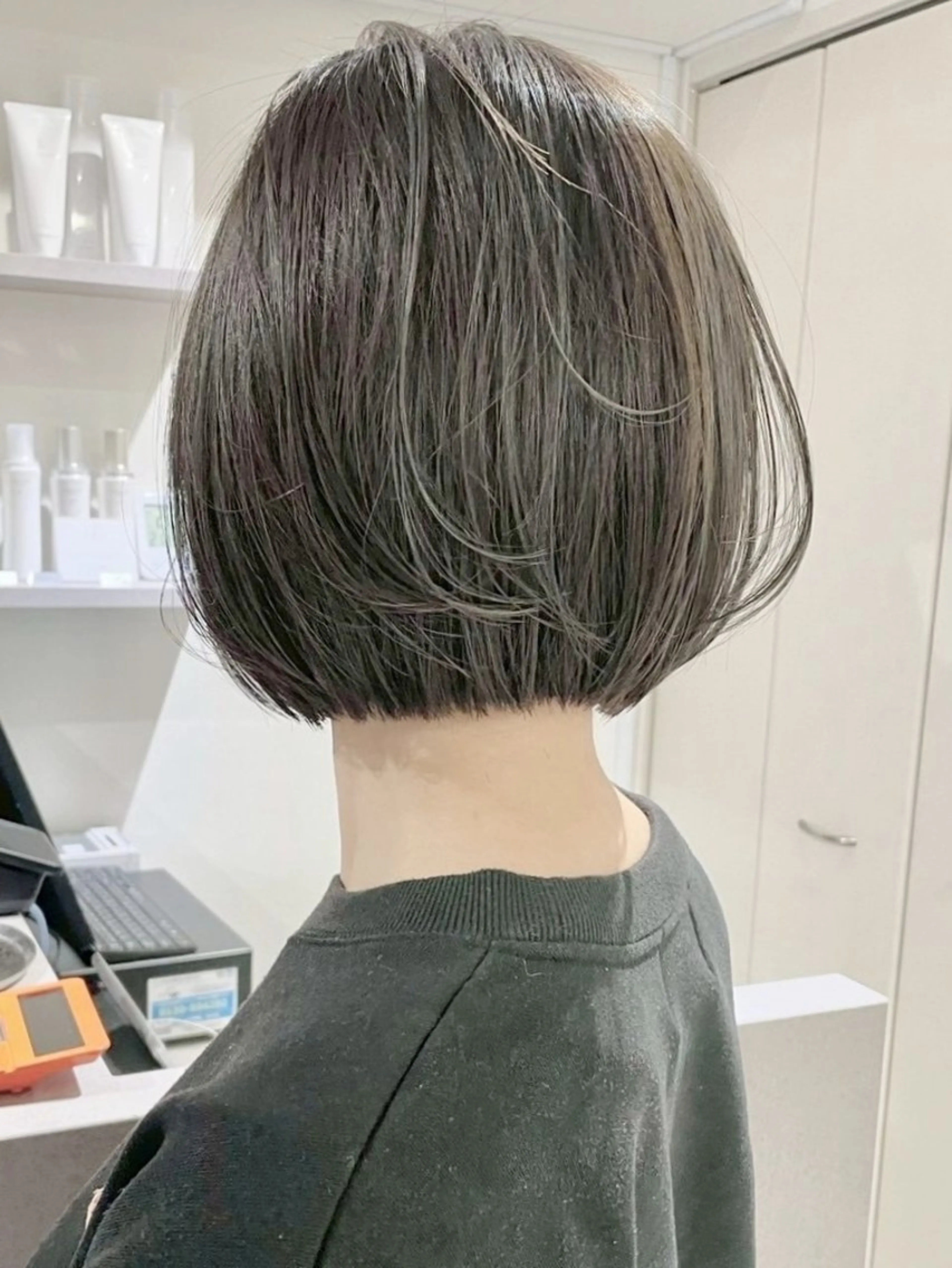 カラー コト ネのヘアスタイル