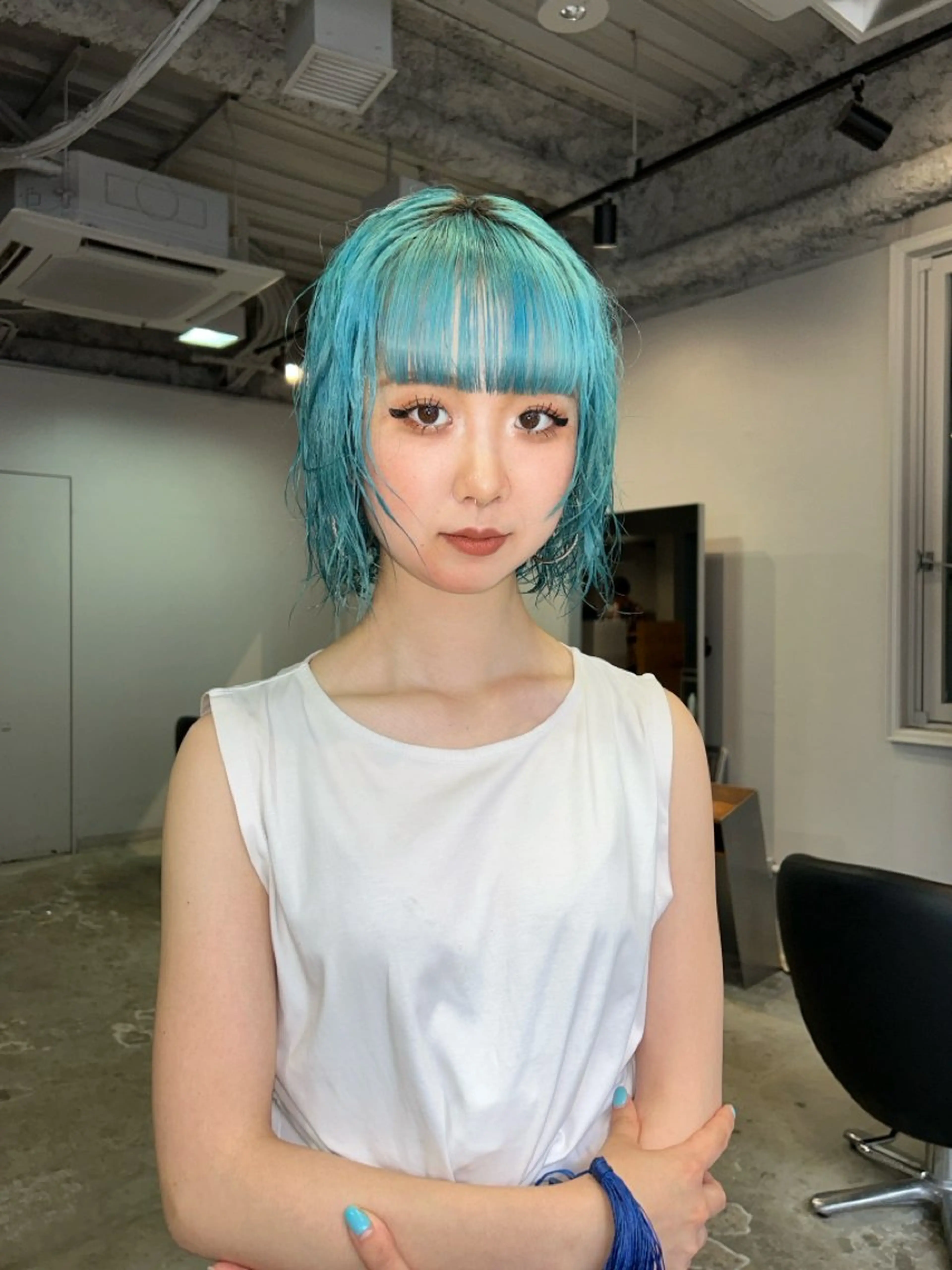 ショート カラー くせ毛 ハイトーン特化/和音 【デザインカラー】のヘアスタイル