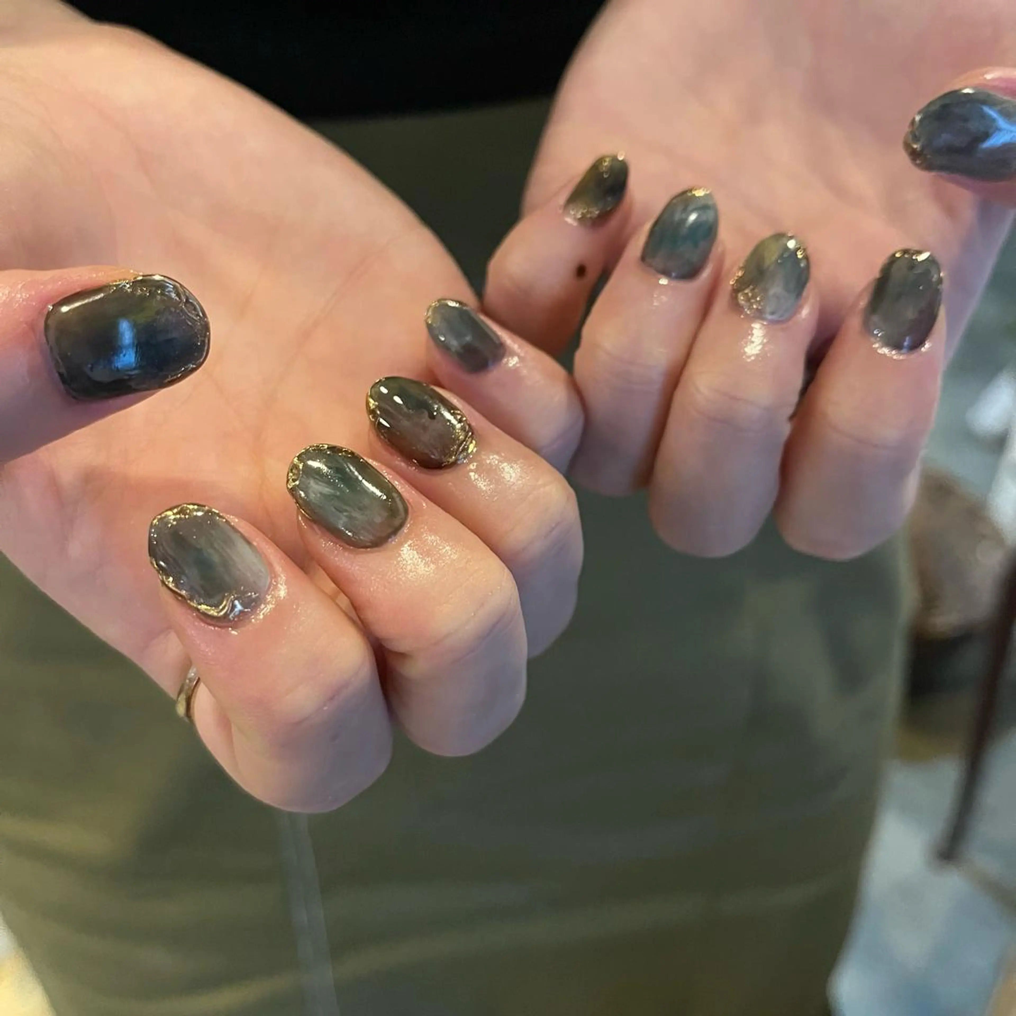 ネイル ハンドネイル Trico Antique所属・岩本 杏のネイルデザイン