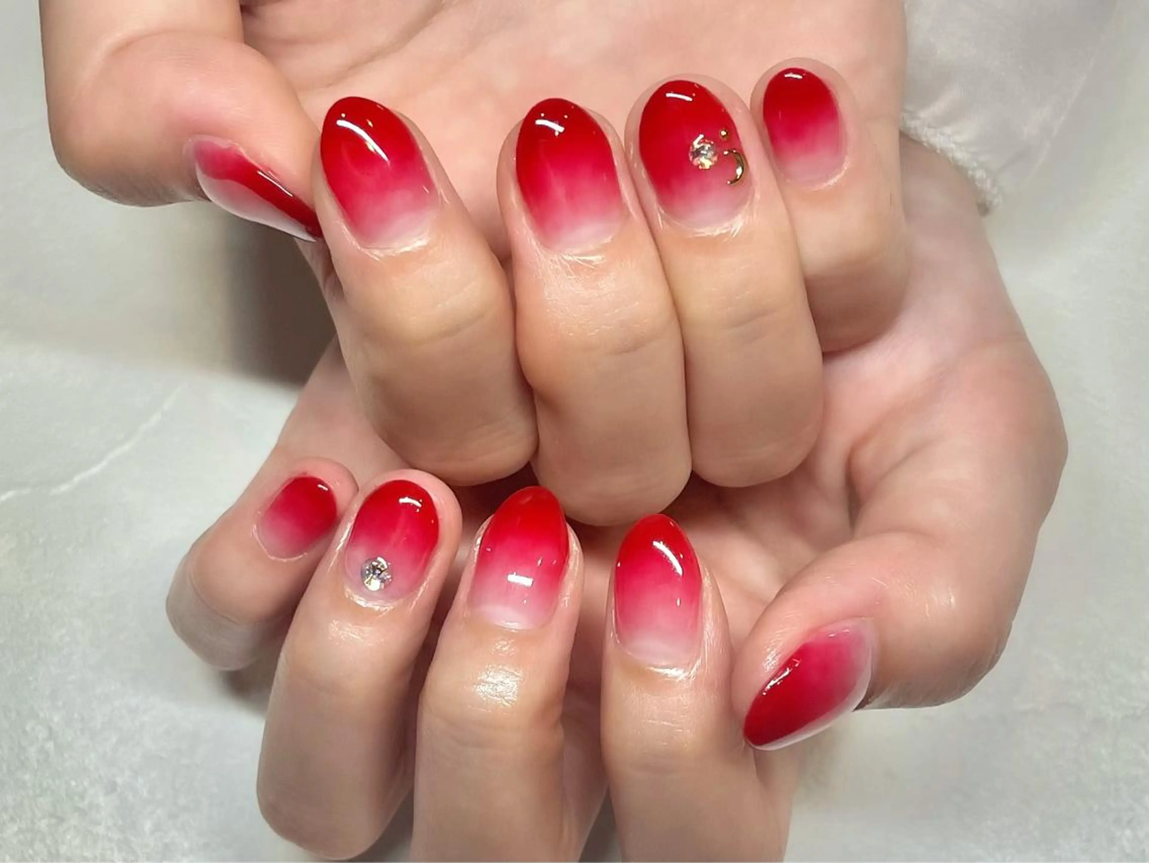 ネイル グラデーション ささき れいなのネイルデザイン