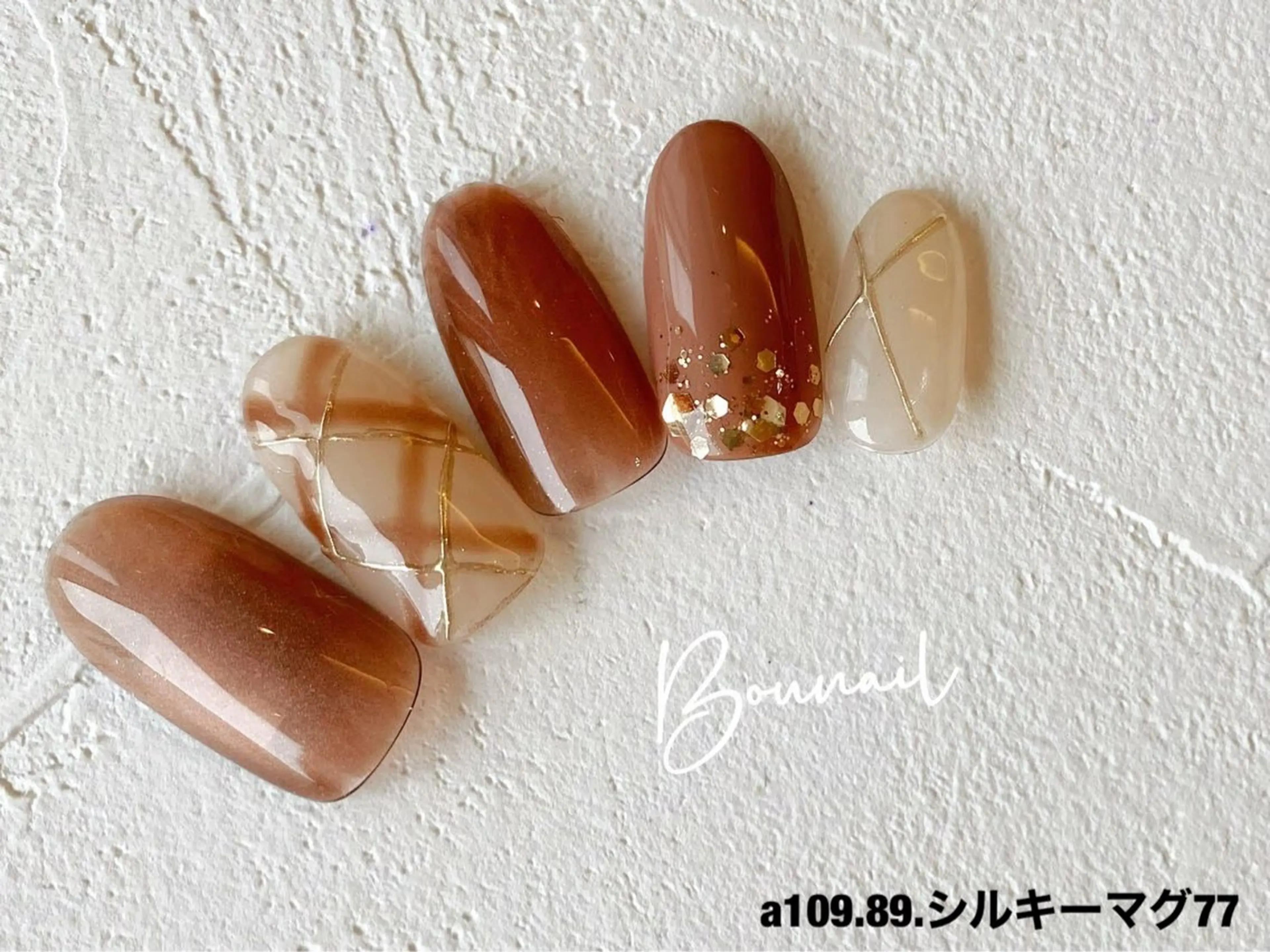 ネイル BOUNAIL 藤原のネイルデザイン