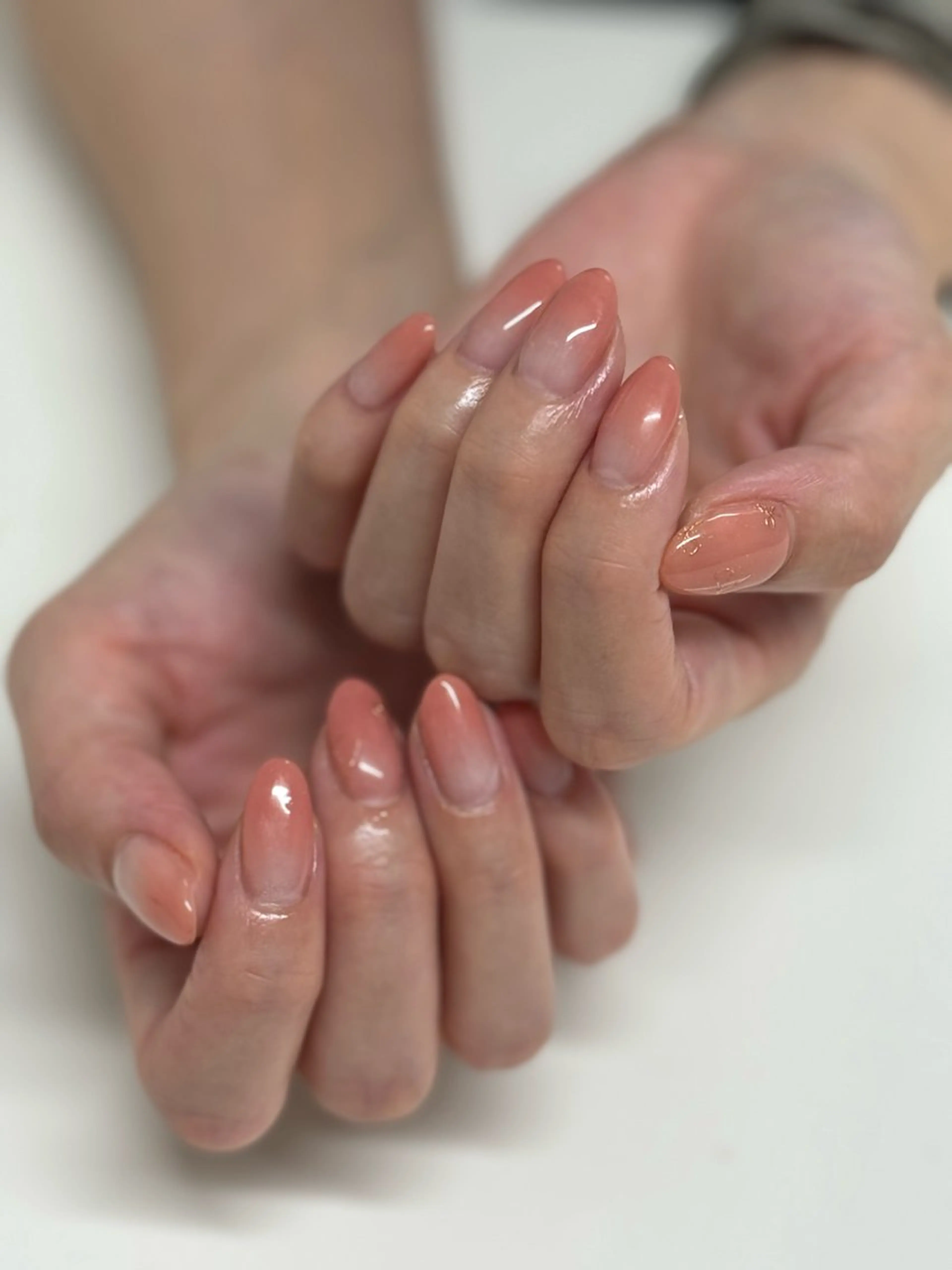 ネイル グラデーション ハート リボン ハンドネイル 武藤 千裕のエステ・リラクイメージ