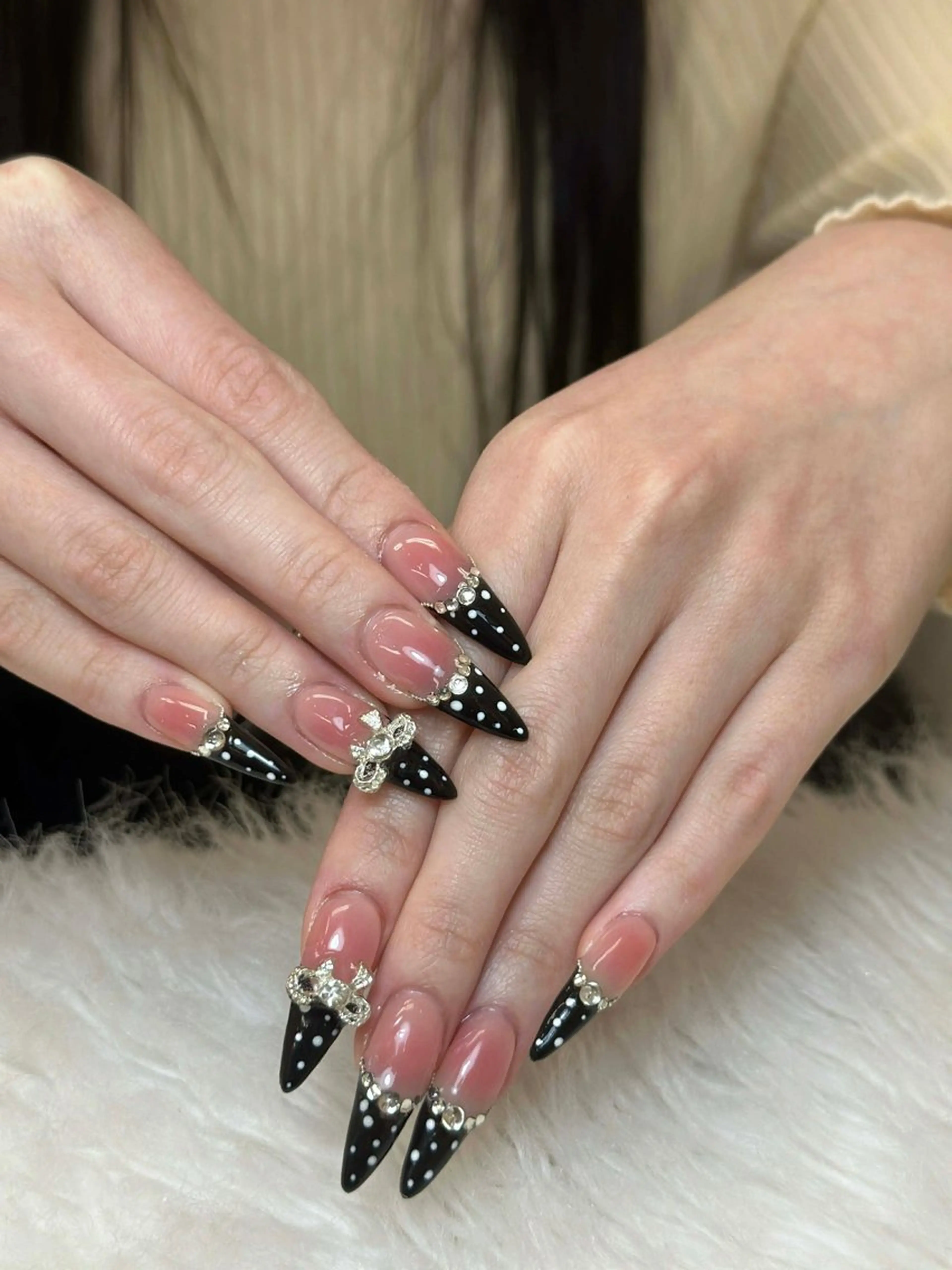 ネイル アートネイル ジェルネイル ニュアンスネイル シンプルネイル ハンドネイル Nie Nail Shinokuboのネイルデザイン