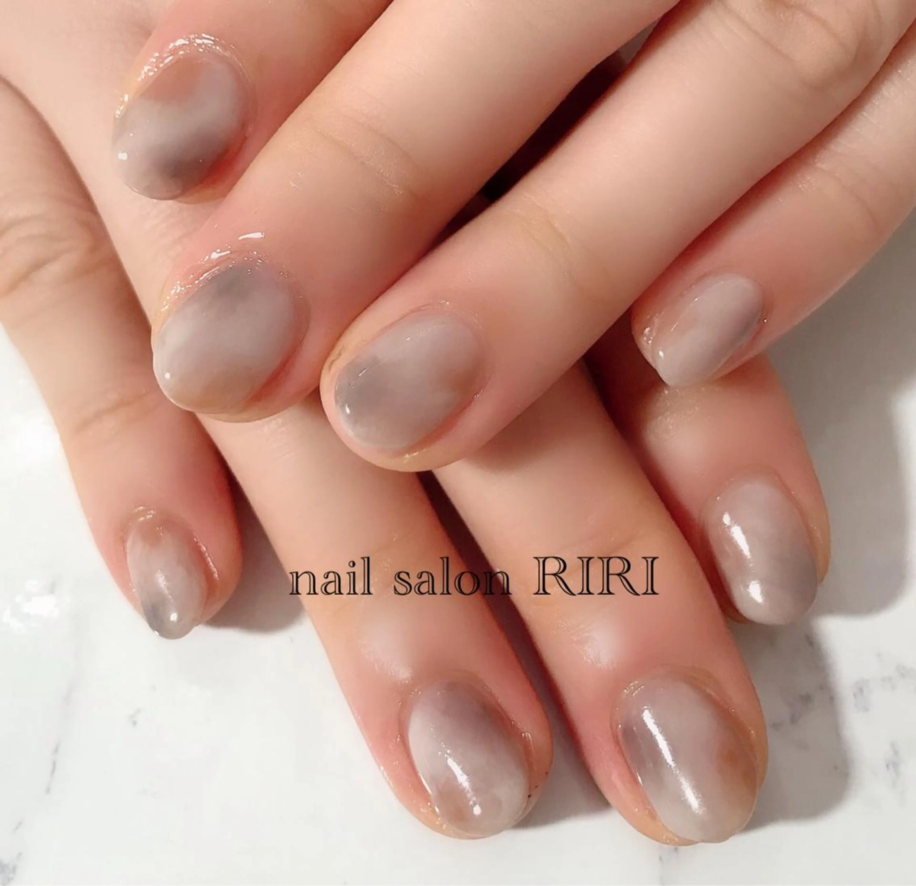 ネイル ニュアンスネイル RIRI リリのネイルデザイン