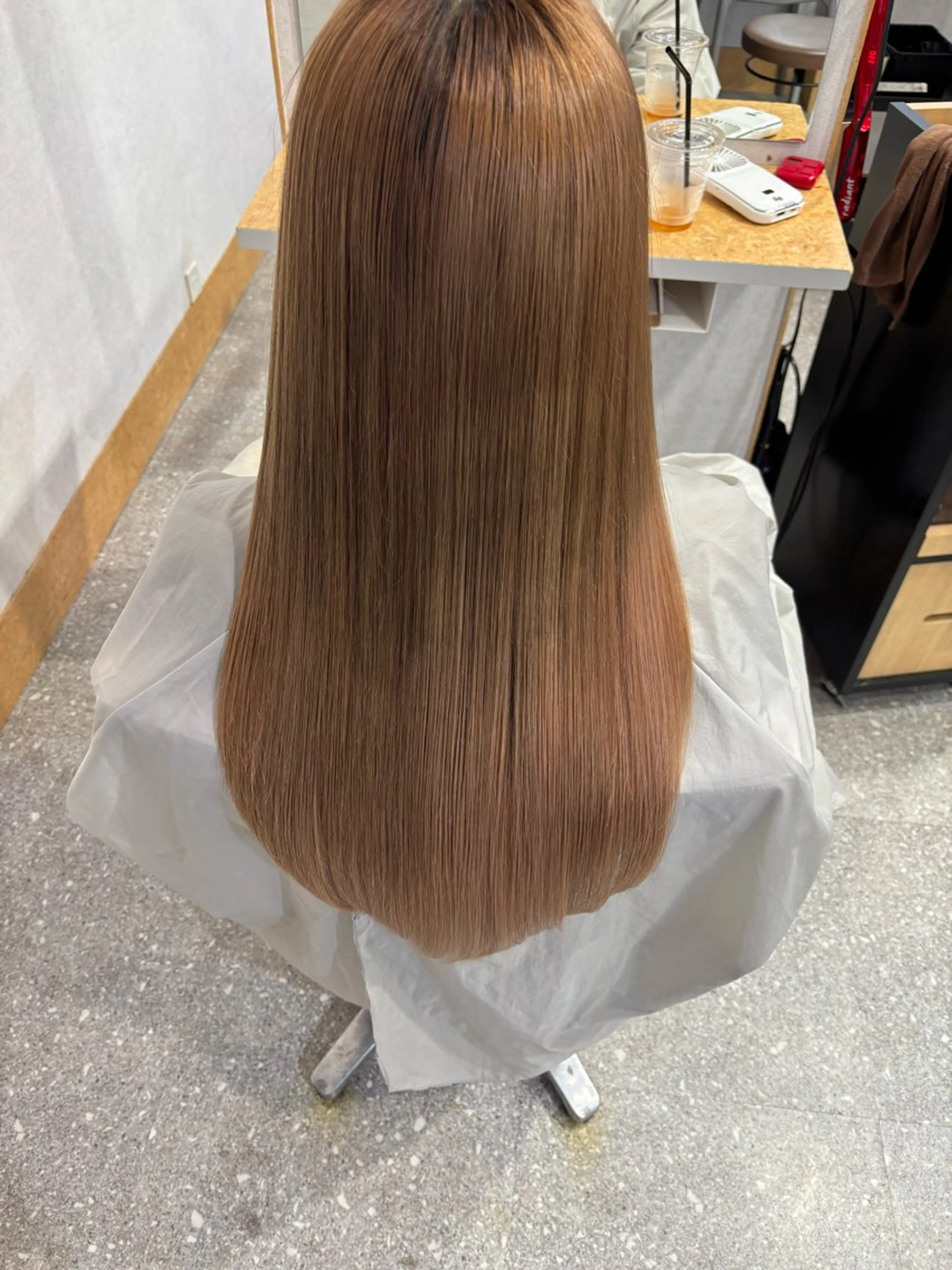 ロング カラー 髪のケアリスト高橋 健太郎のヘアスタイル