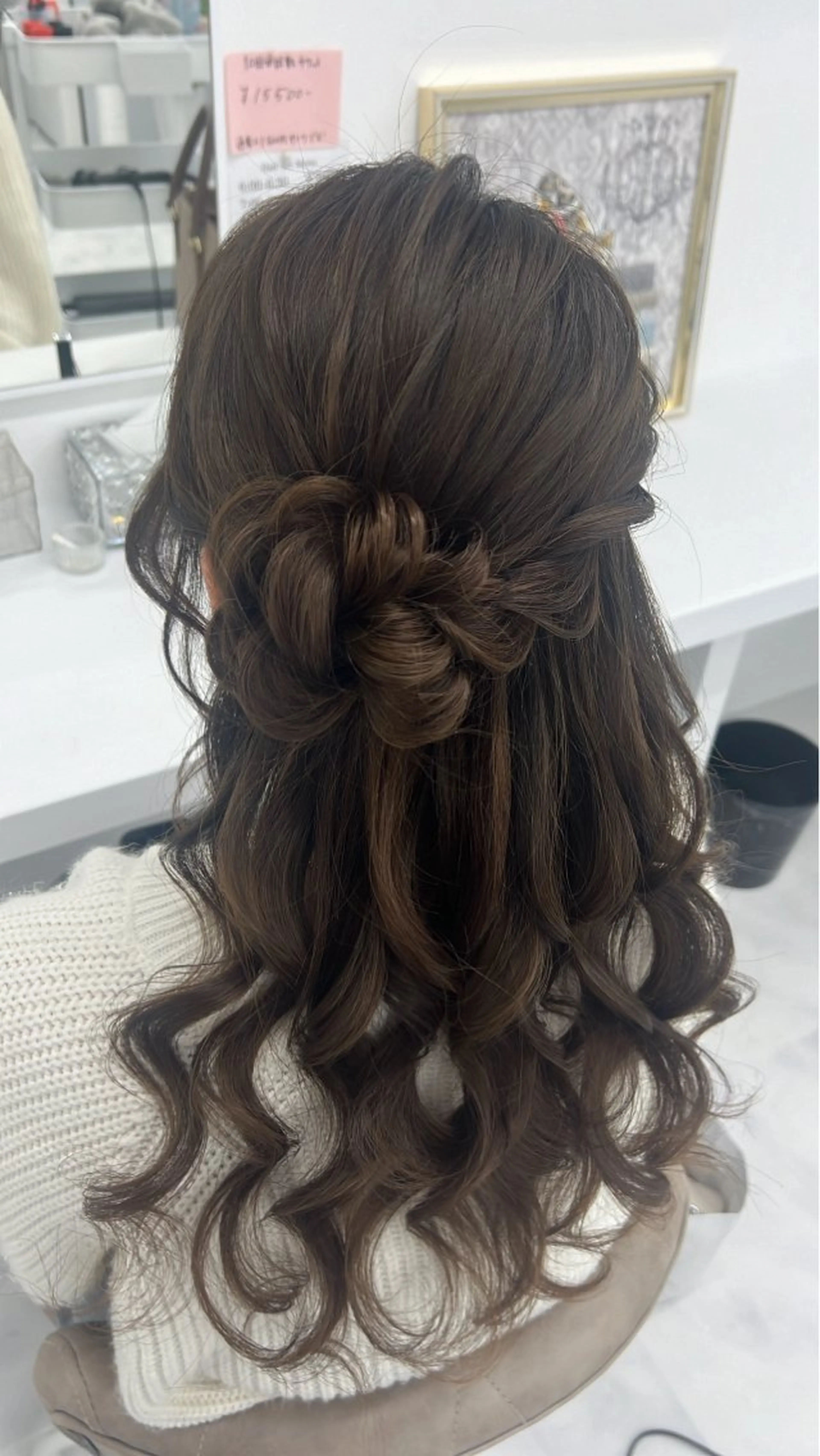 ロング ヘアアレンジ HairSet Salon Kのヘアスタイル