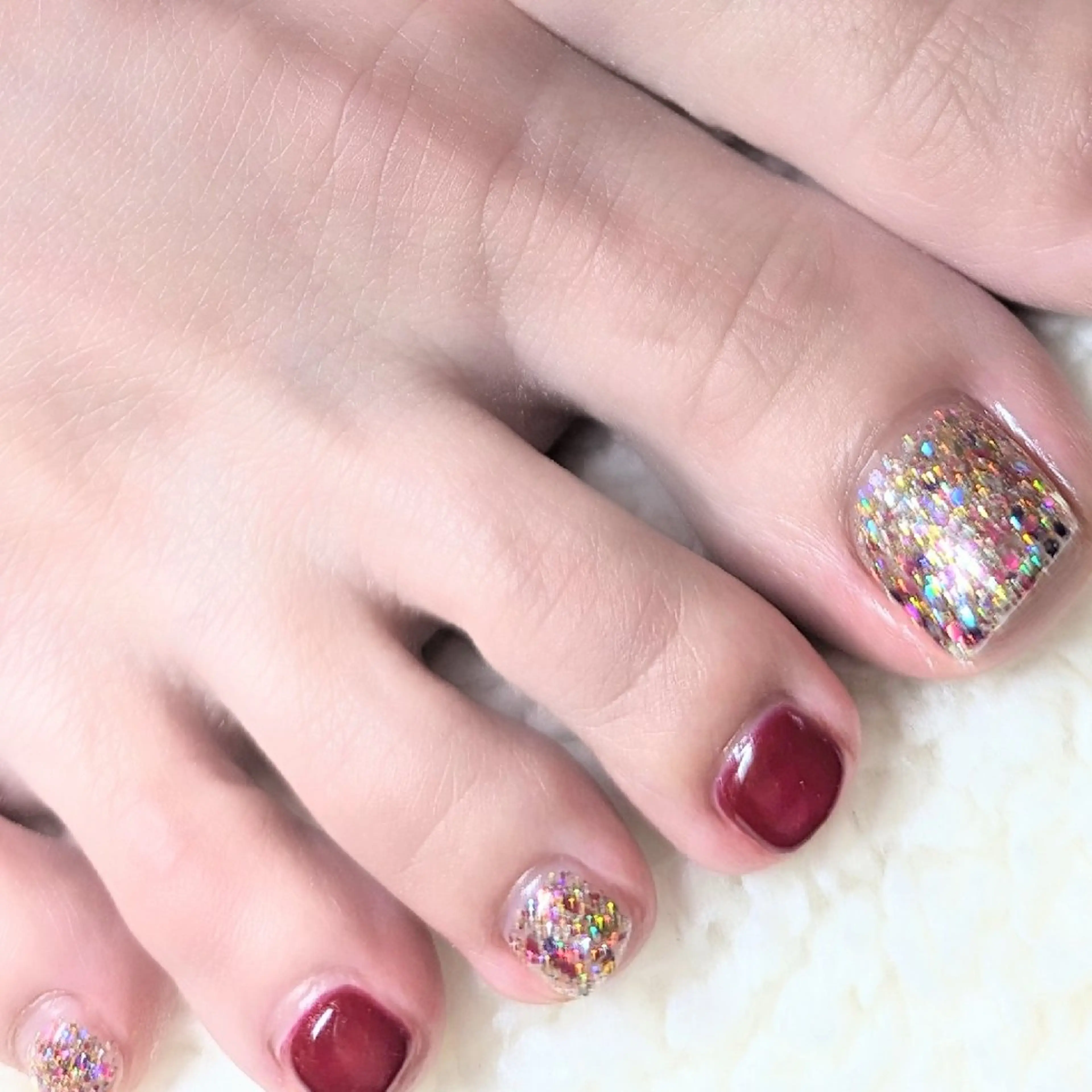 ♥ご新規様♥丁寧ケア🦶フット👠ジェルネイル👠季節のおまかせデザイン💜💙🩵¥5,800💚💛🧡の写真