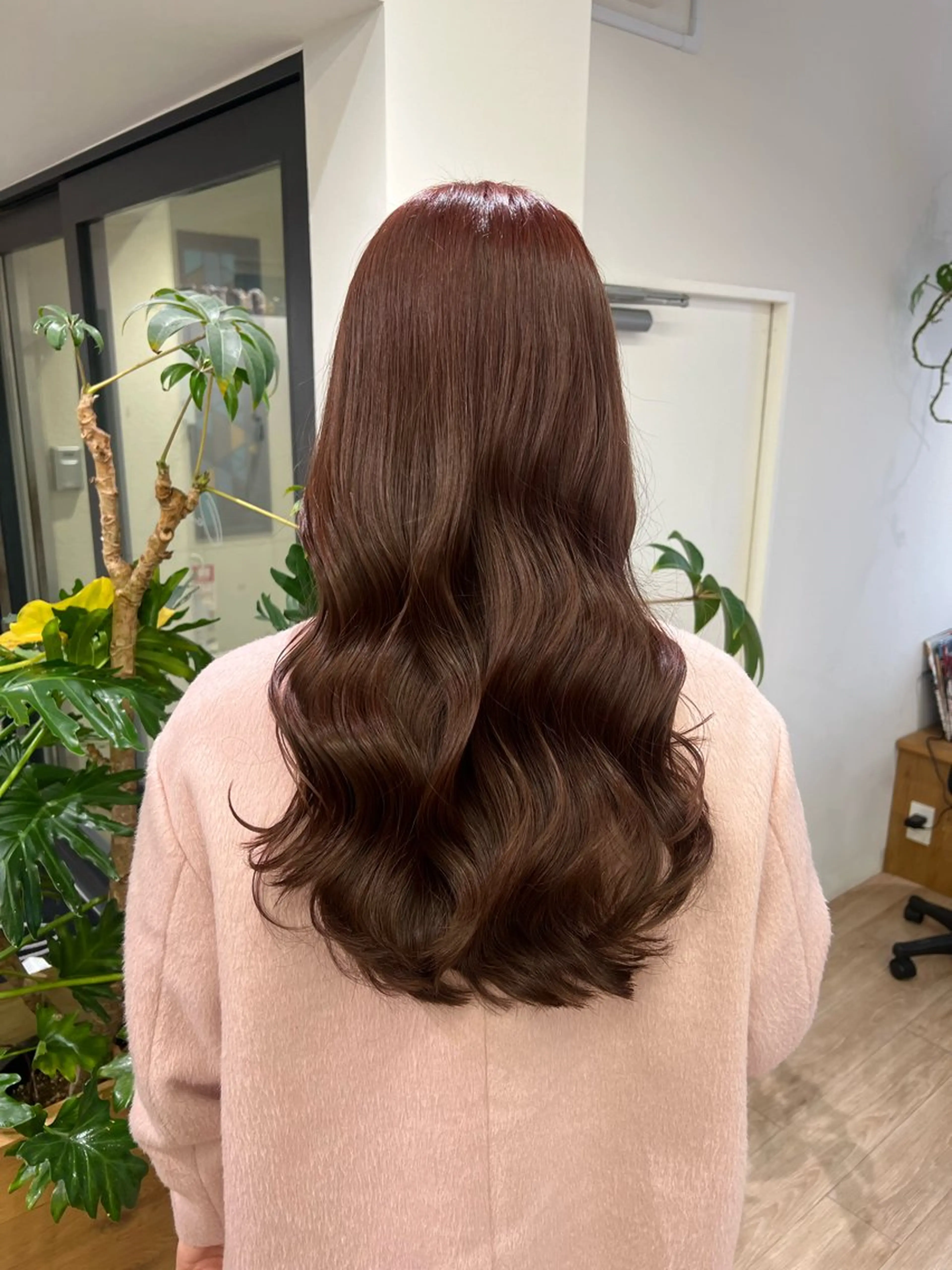 ロング カラー ブラウンカラー ピンクカラー ピンクブラウン 艶ベージュ/オリーブ カラー🫒airiのヘアスタイル