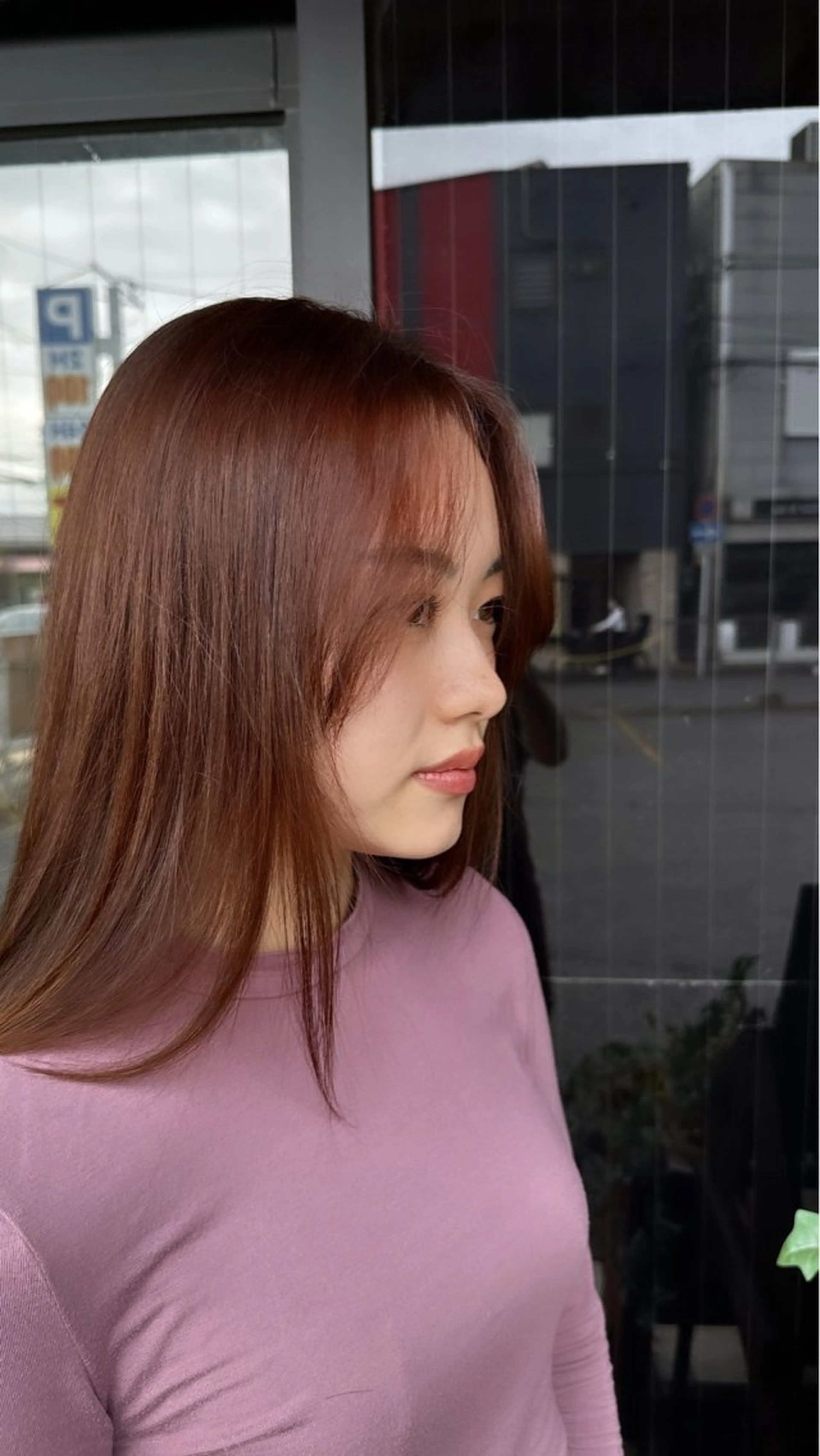 カラー ブラウンカラー カシス アト ランティスのヘアスタイル