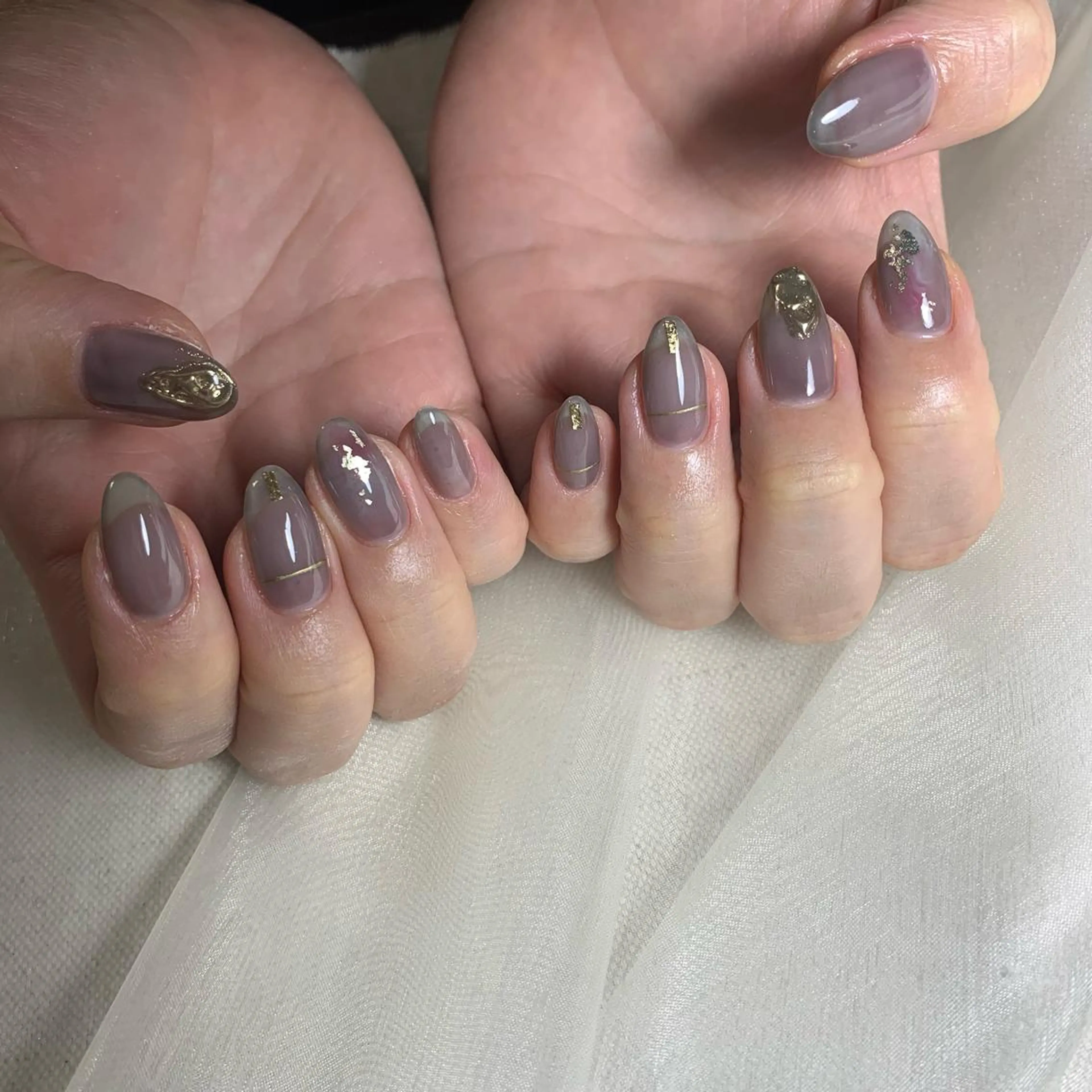 ネイル ハンドネイル 里見 麗のネイルデザイン