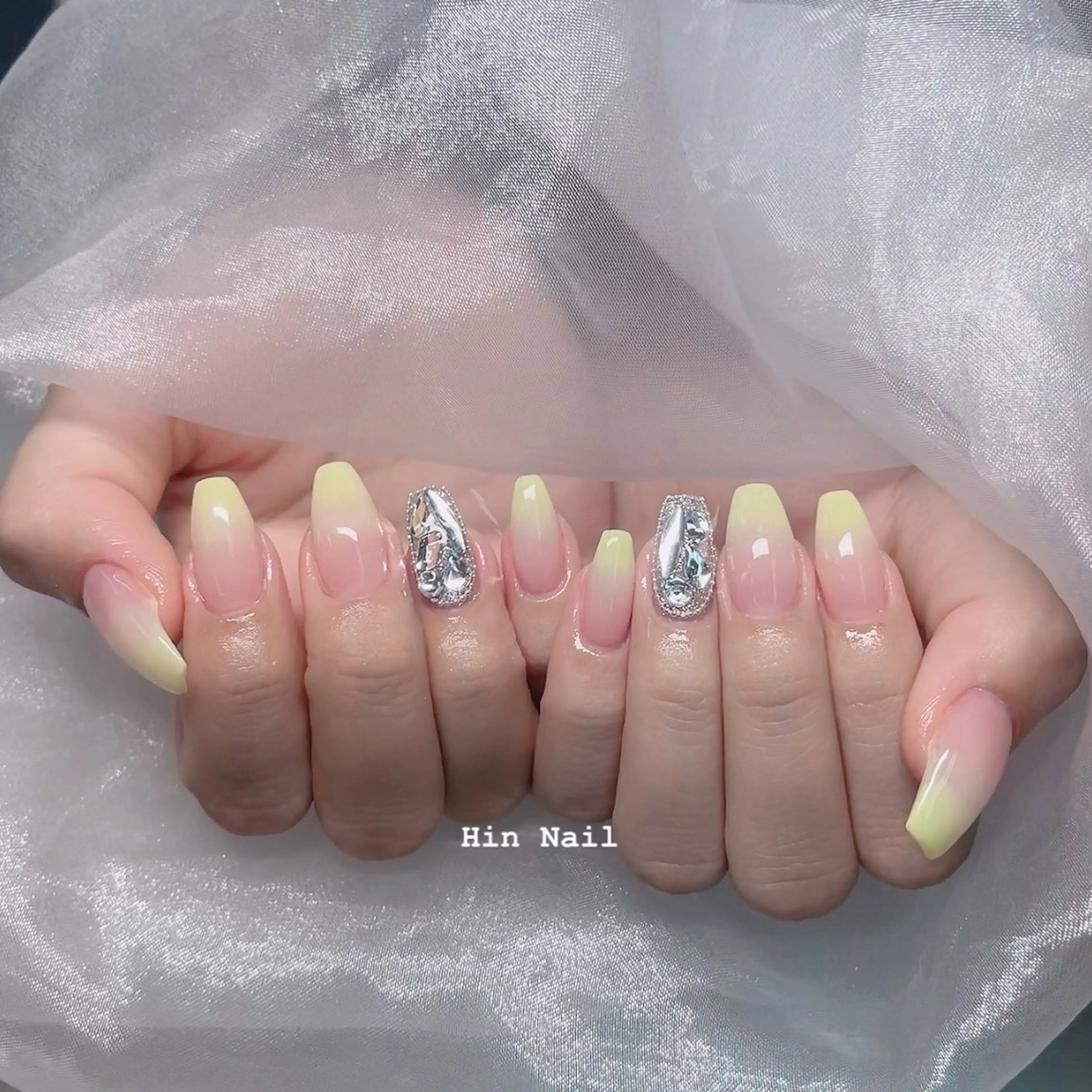 ネイル ハンドネイル Hin Nail Osaka所属・Hin Nailsのネイルデザイン