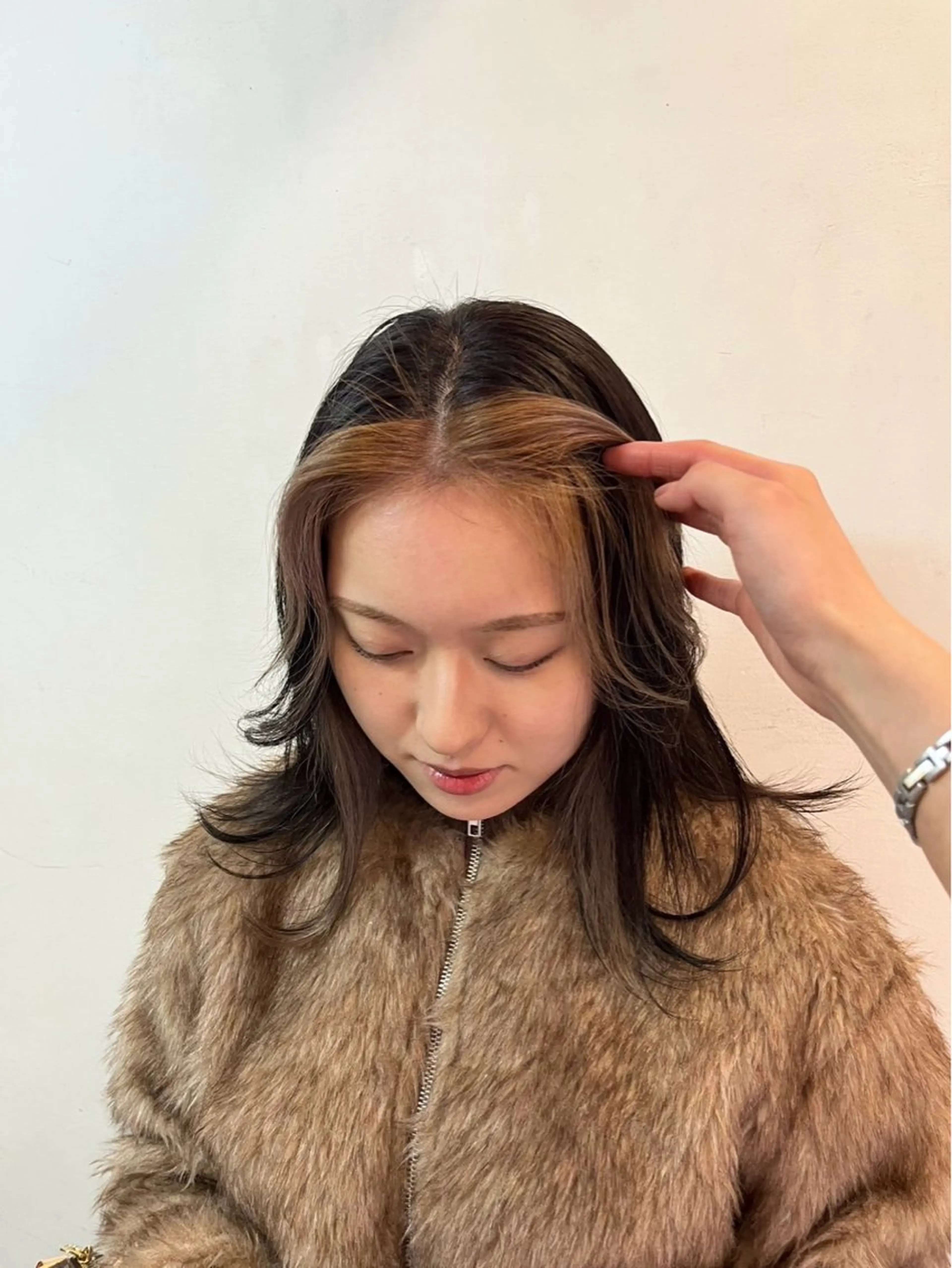 ロング 横浜⭐️カラーセット モデル💫あみ💫のヘアスタイル