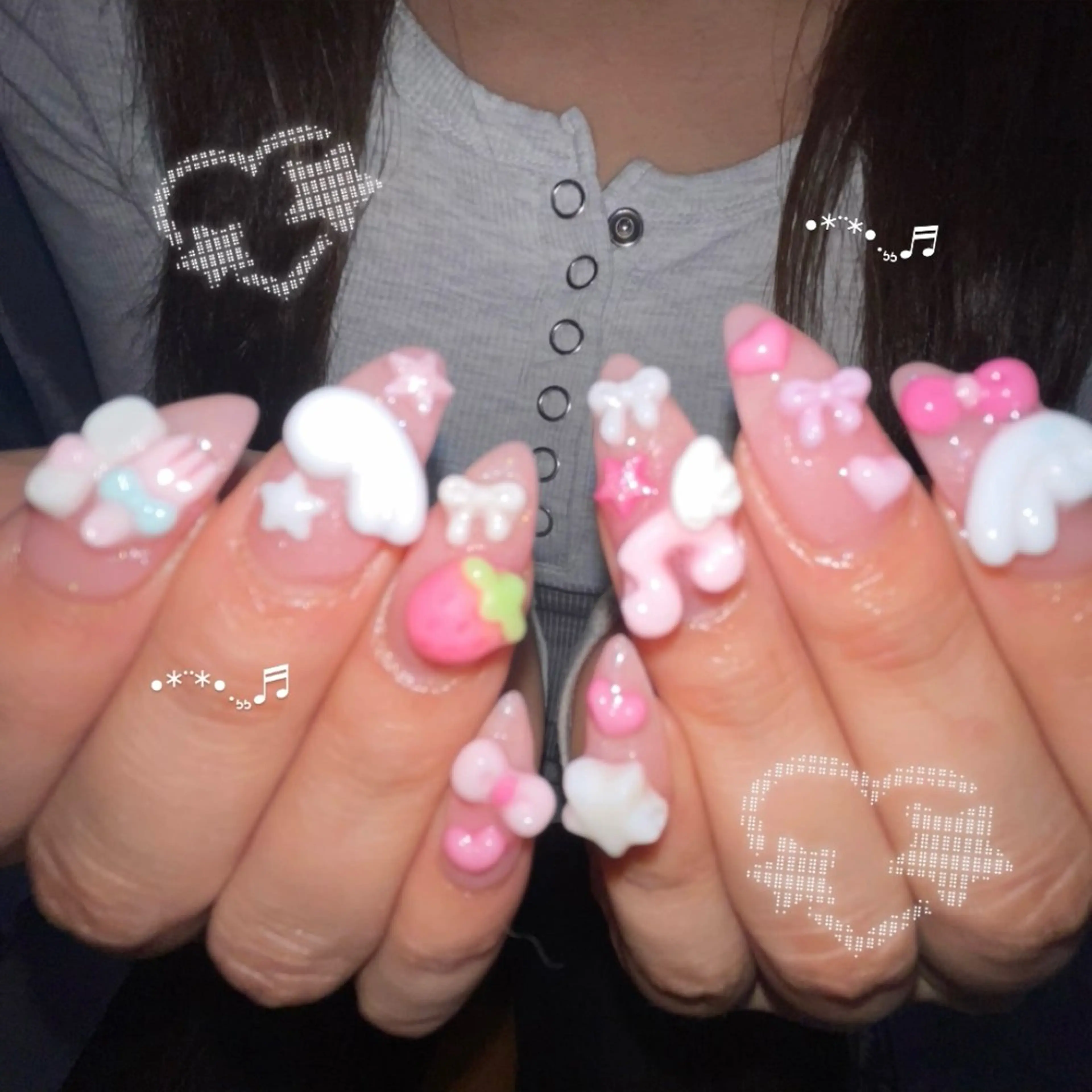 【オフ無】ワンカラー＋パーツ付け放題の写真