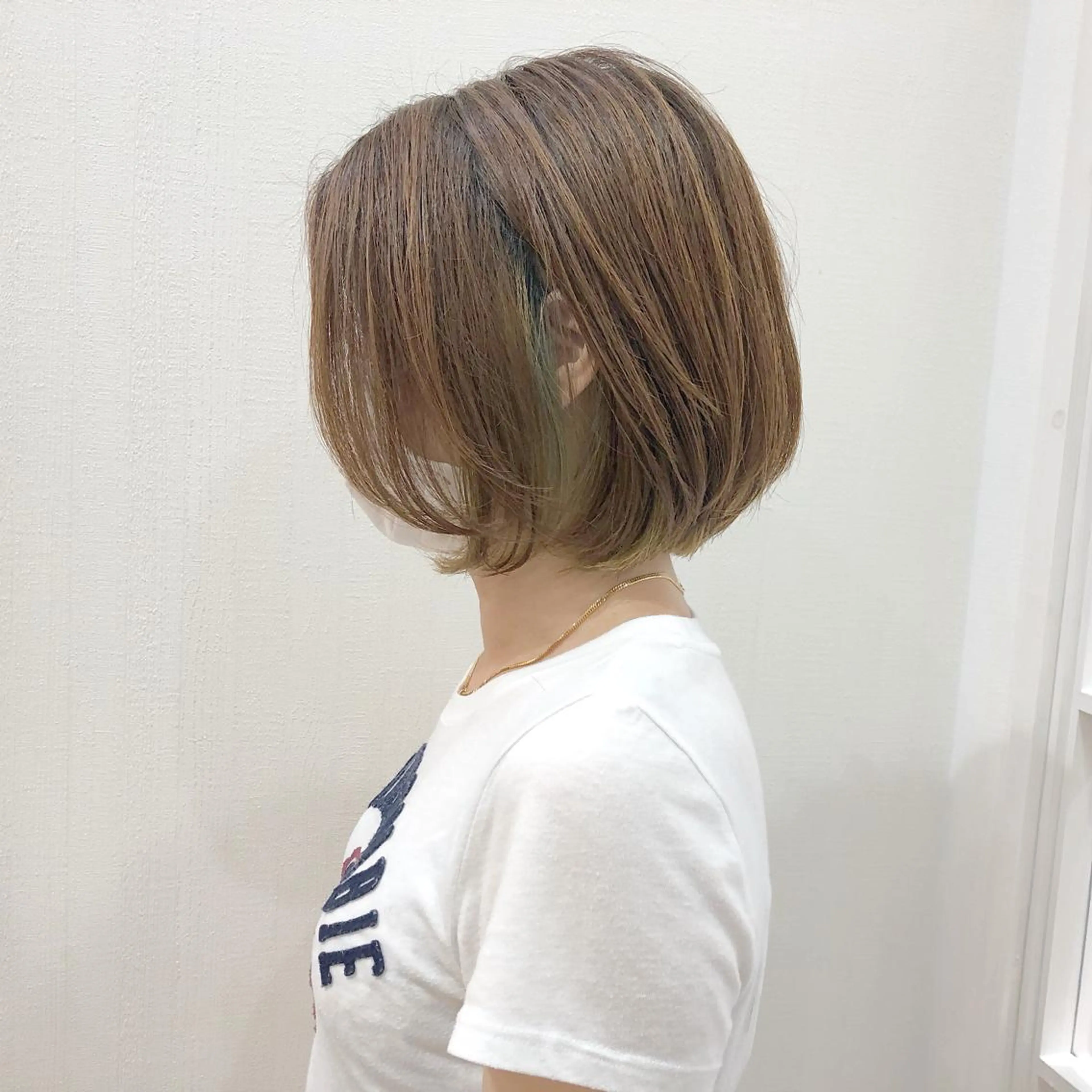 ショート カラー 横浜ブリーチムラ直し ハイトーン/ブリーチのヘアスタイル