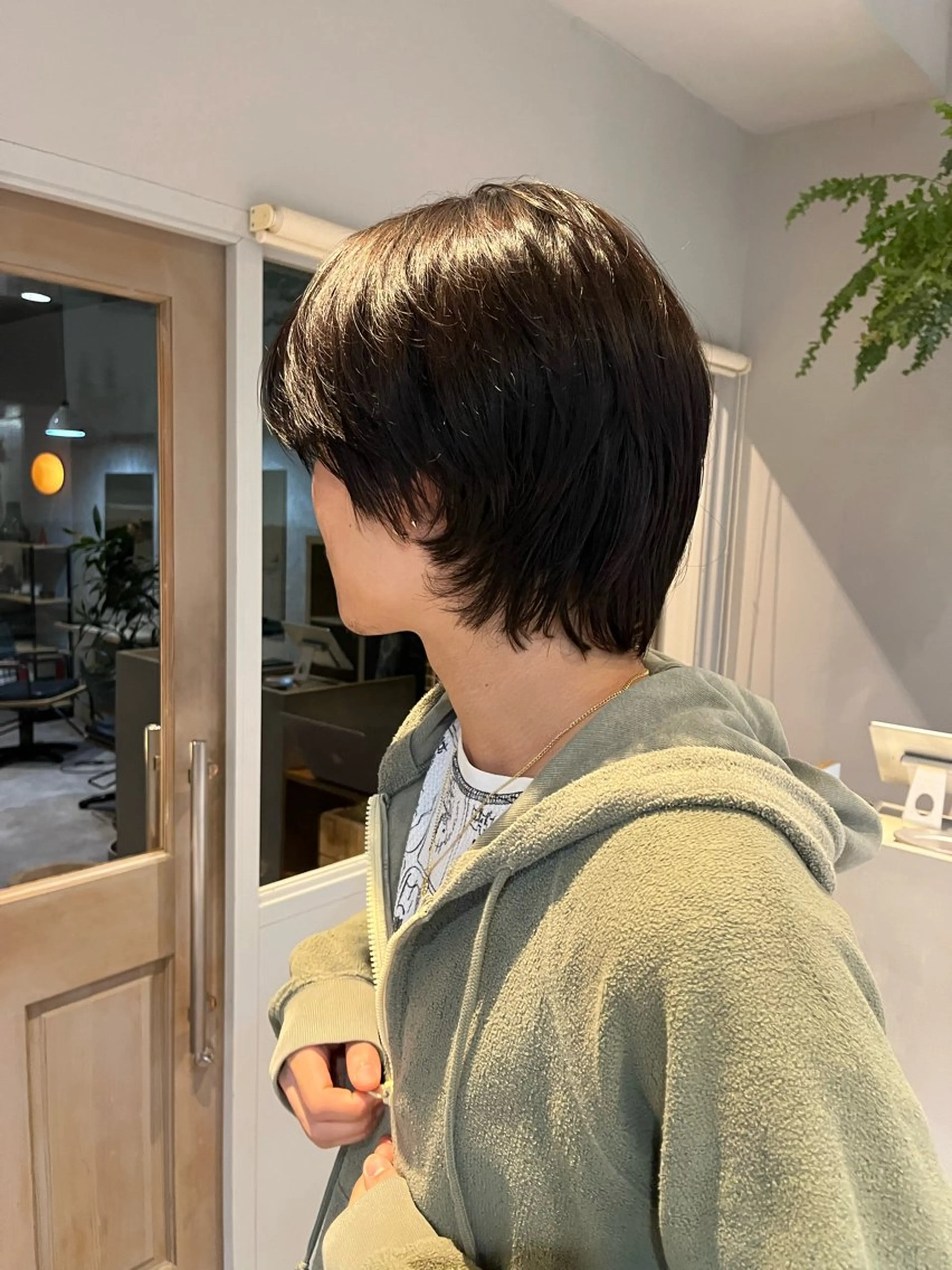 カラー メンズ メンズハイライト ブラウンカラー ハイライトカラー nun所属・イトノ リュウのヘアスタイル