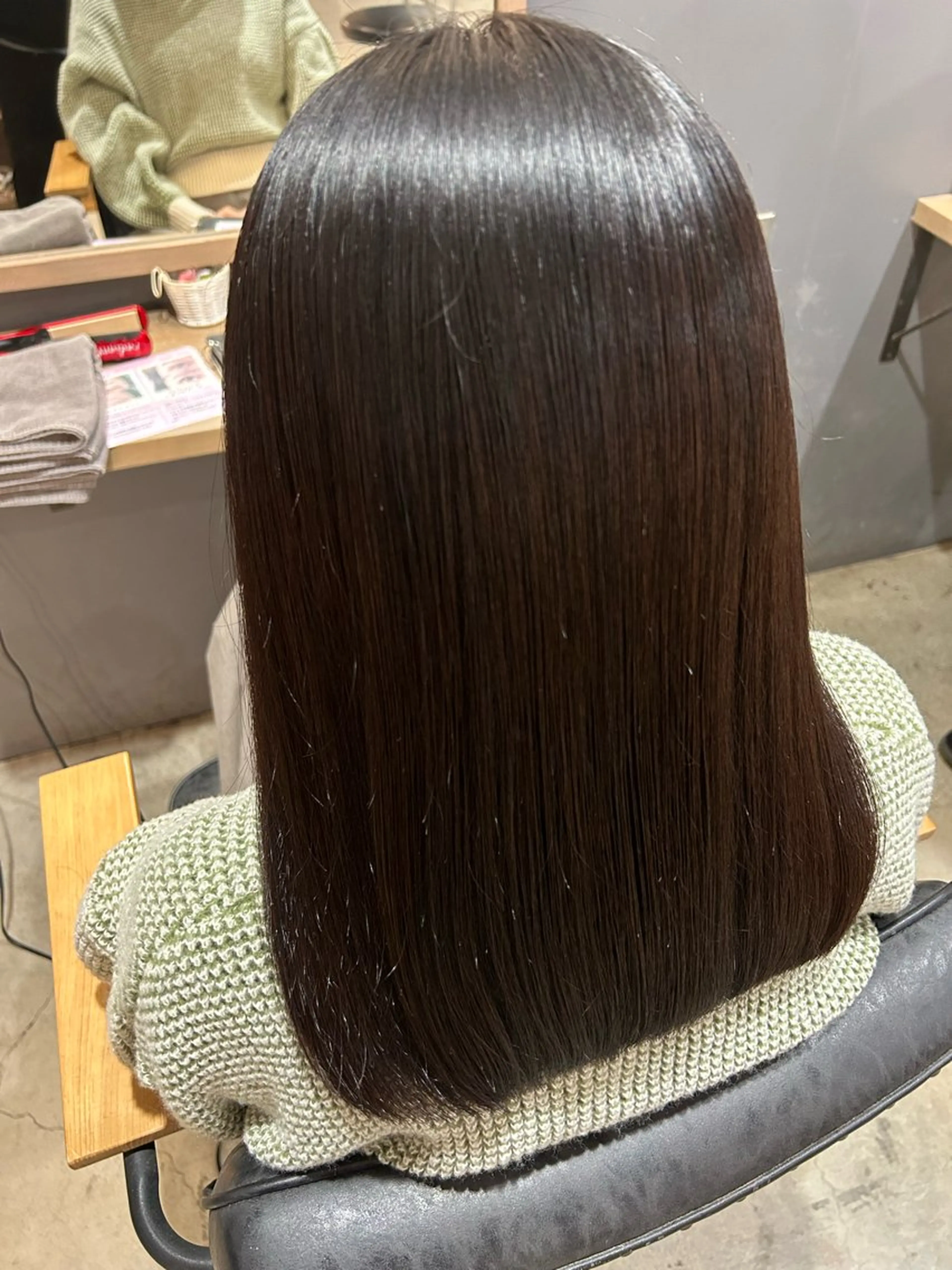 ロング カラー カット トリートメント lolonois 宮城茉歩呂のヘアスタイル