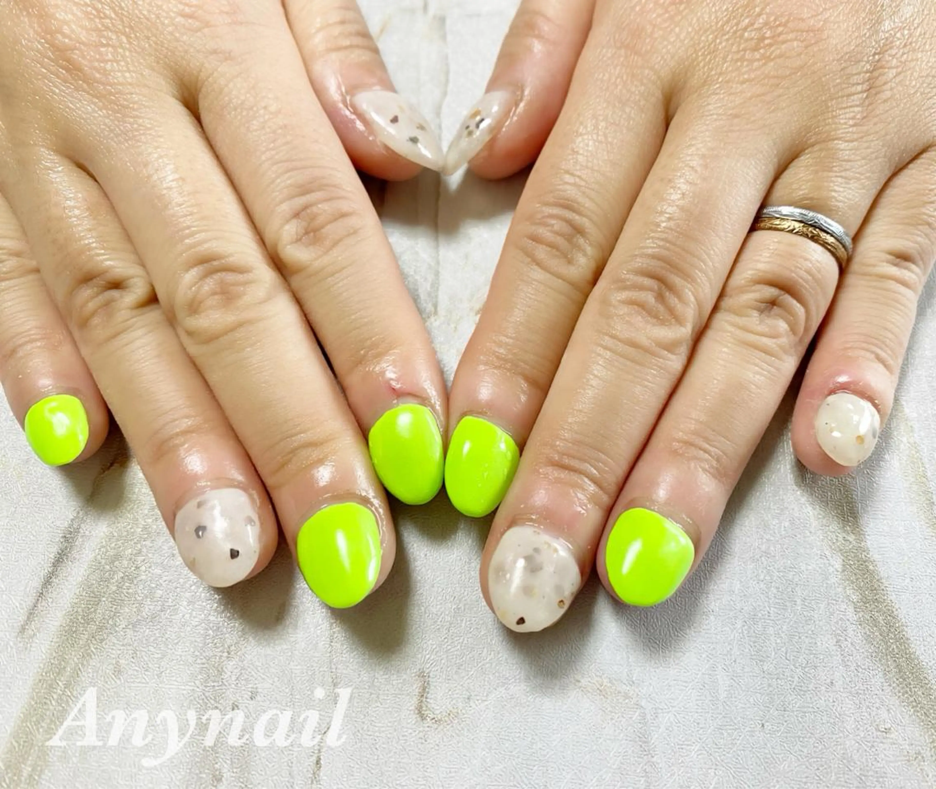 ネイル ブルー ワンカラーネイル スカルプネイル ショートネイル ハンドネイル 岩澤 恵子のネイルデザイン