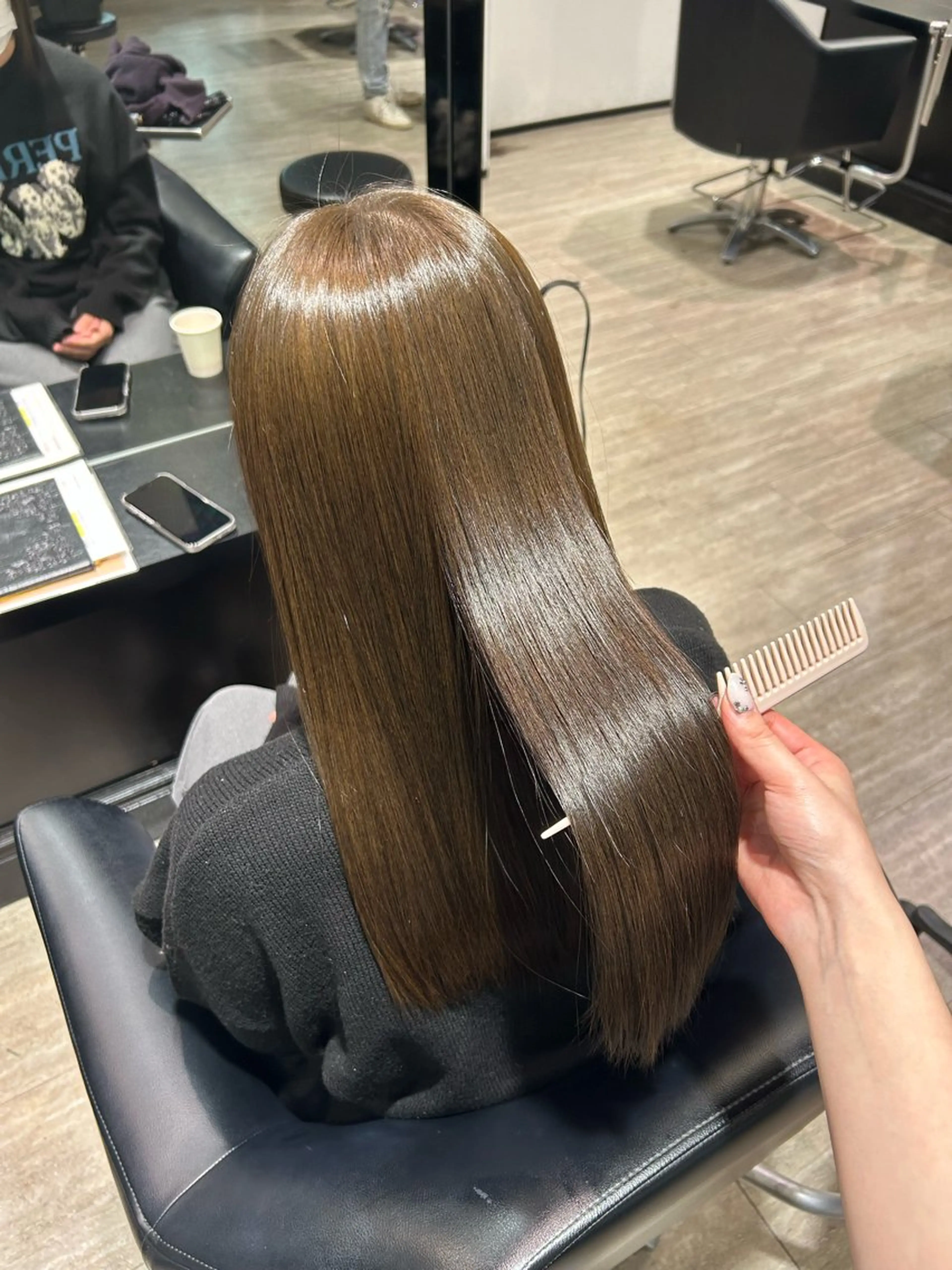 ロング カット ヘアカラー トリートメント ishizuka toaのヘアスタイル