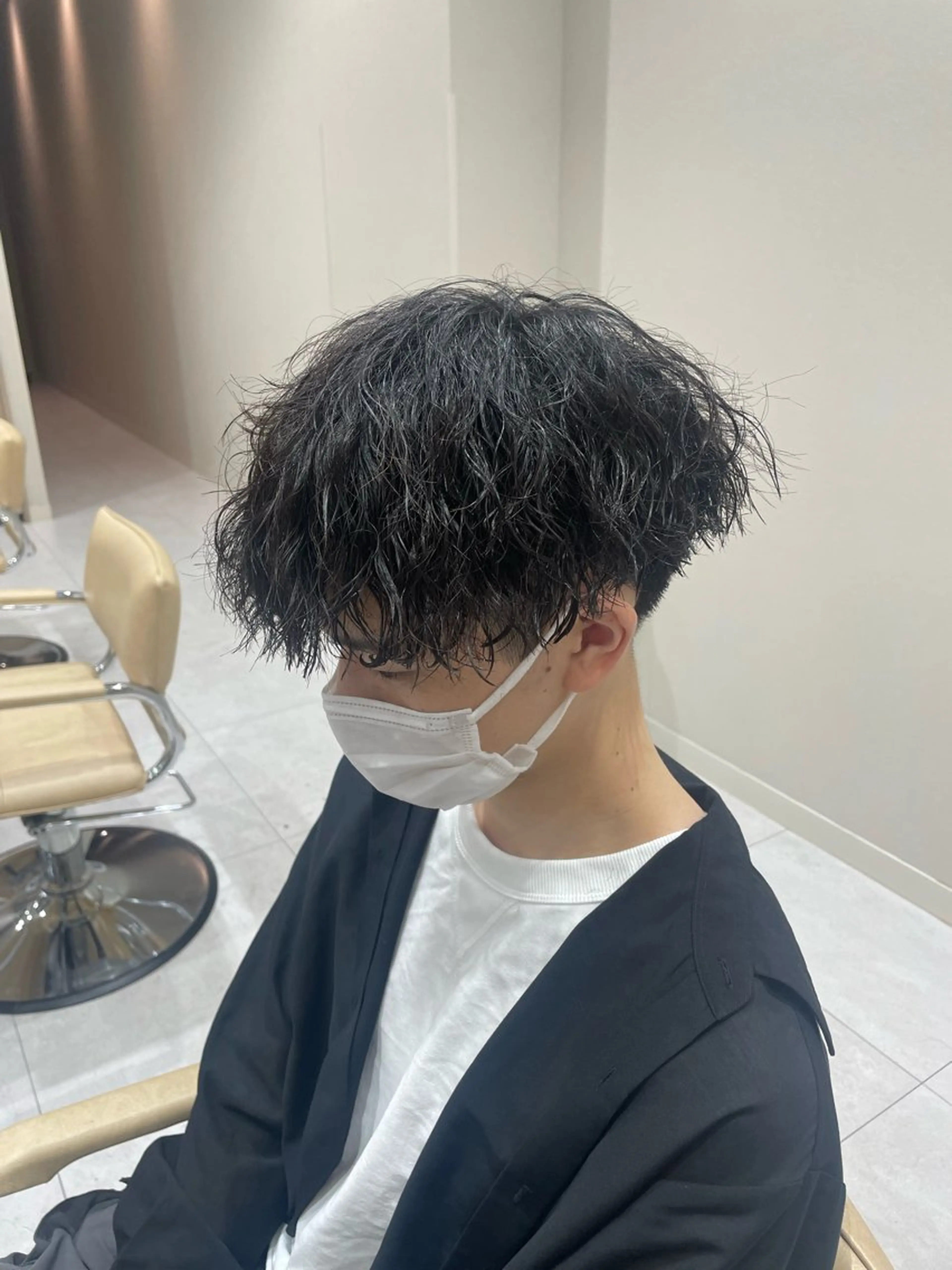 パーマ メンズ カット パーマ 暖色カラー/ブリーチ /ボブ/本間陽南のヘアスタイル