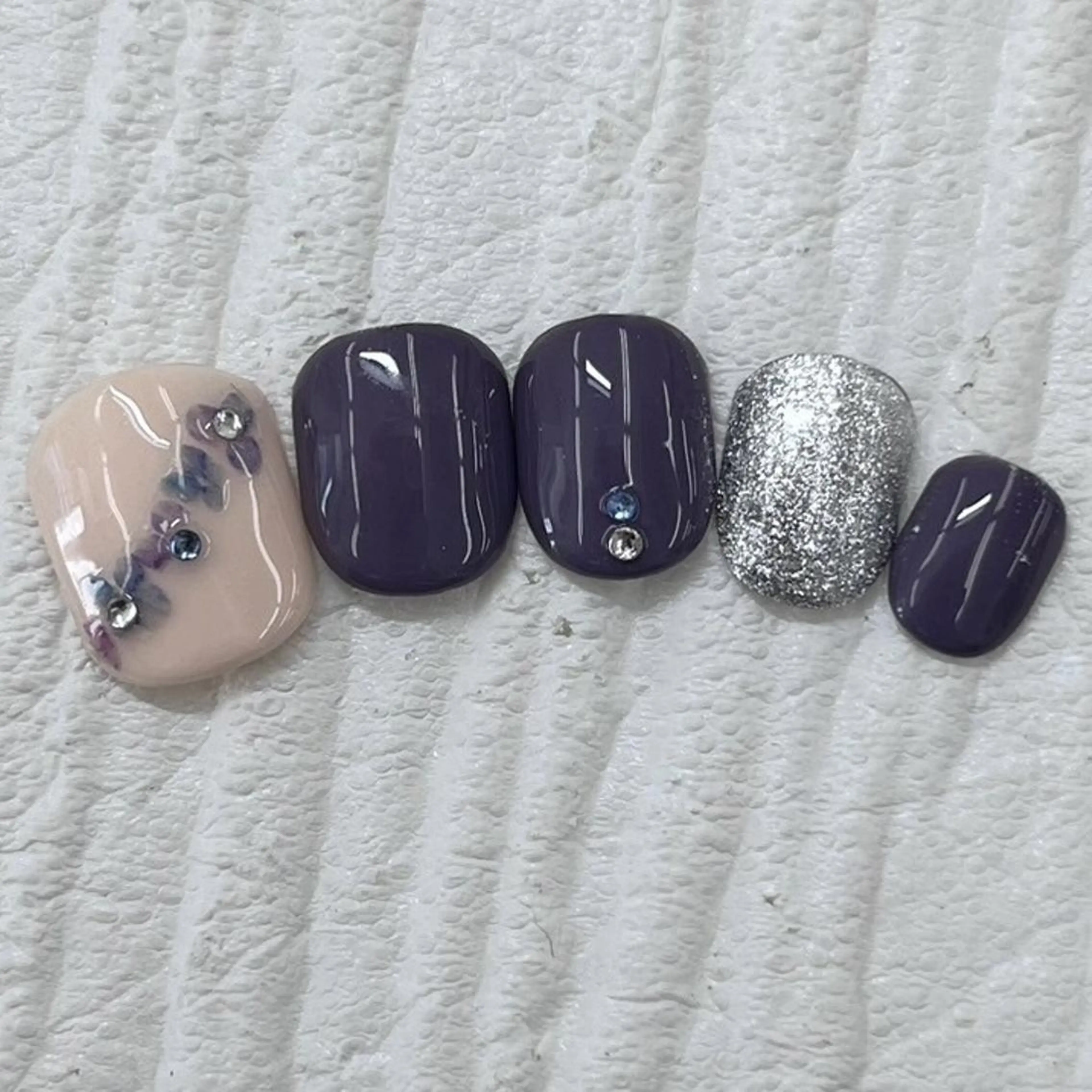 ネイル Nail salon Honey Beeのネイルデザイン