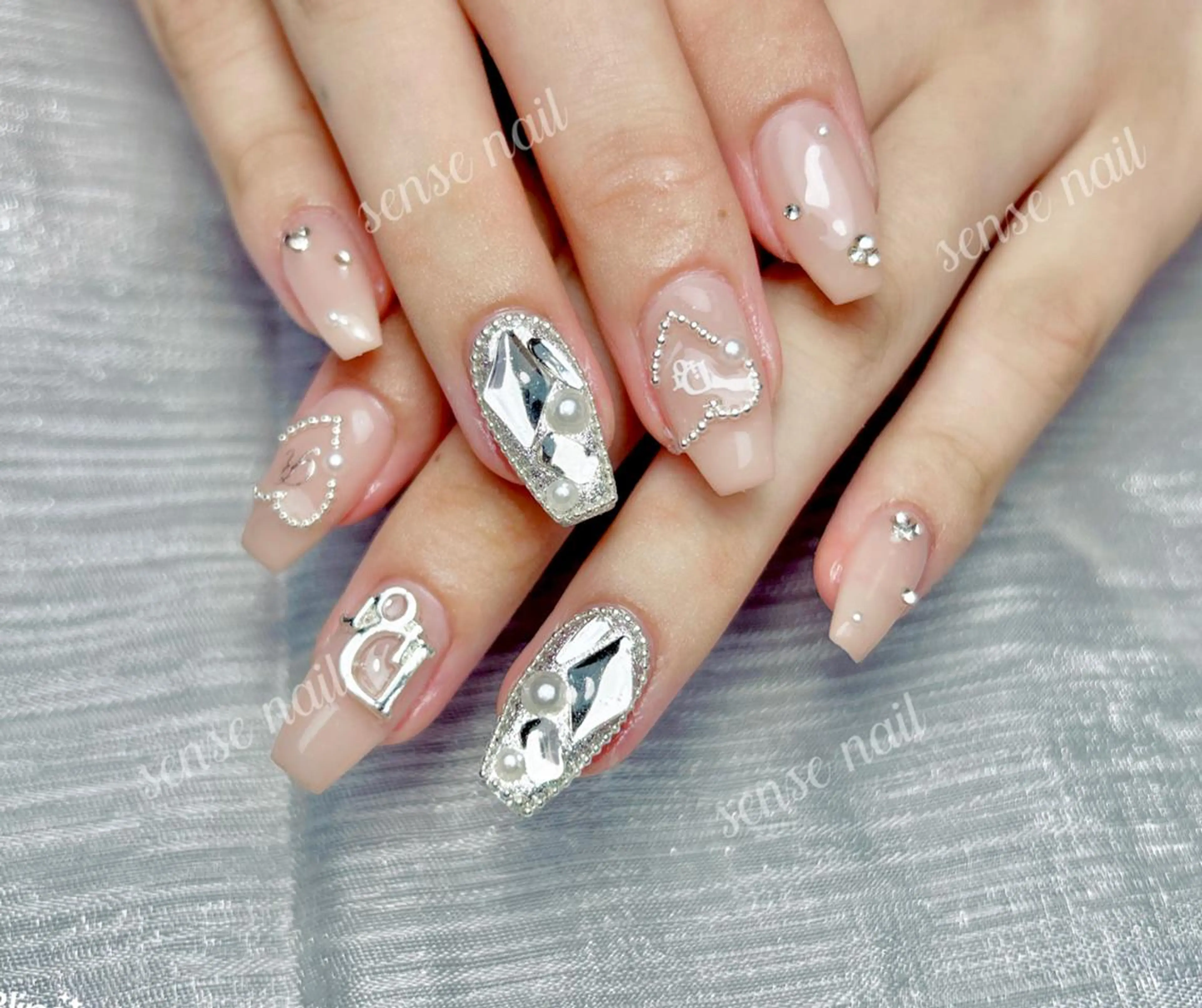 ネイル ハンドネイル ハンドケア 🎀Sense Nail渋谷店🎀のネイルデザイン