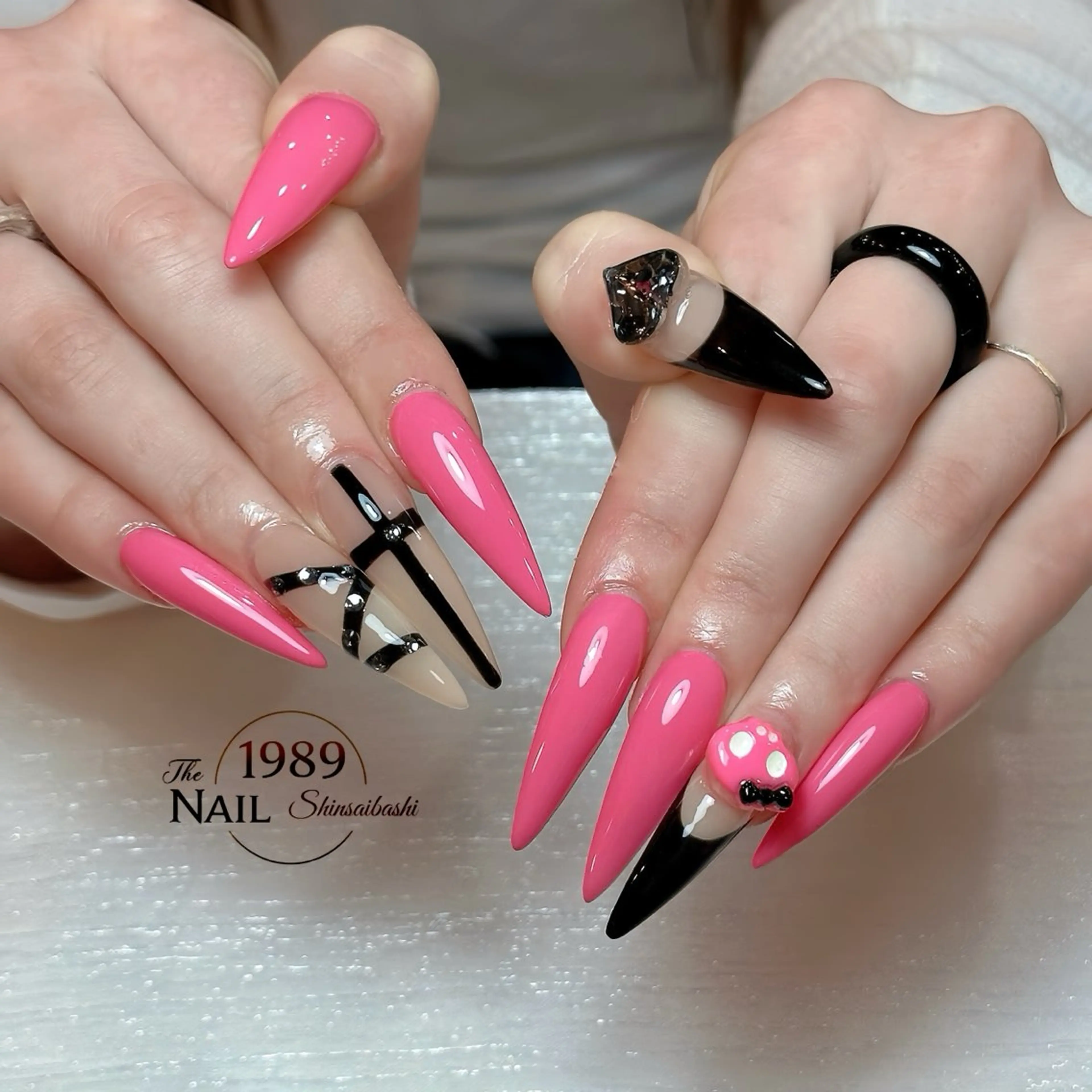 ネイル ハンドネイル The 1989 Nail Salonのネイルデザイン