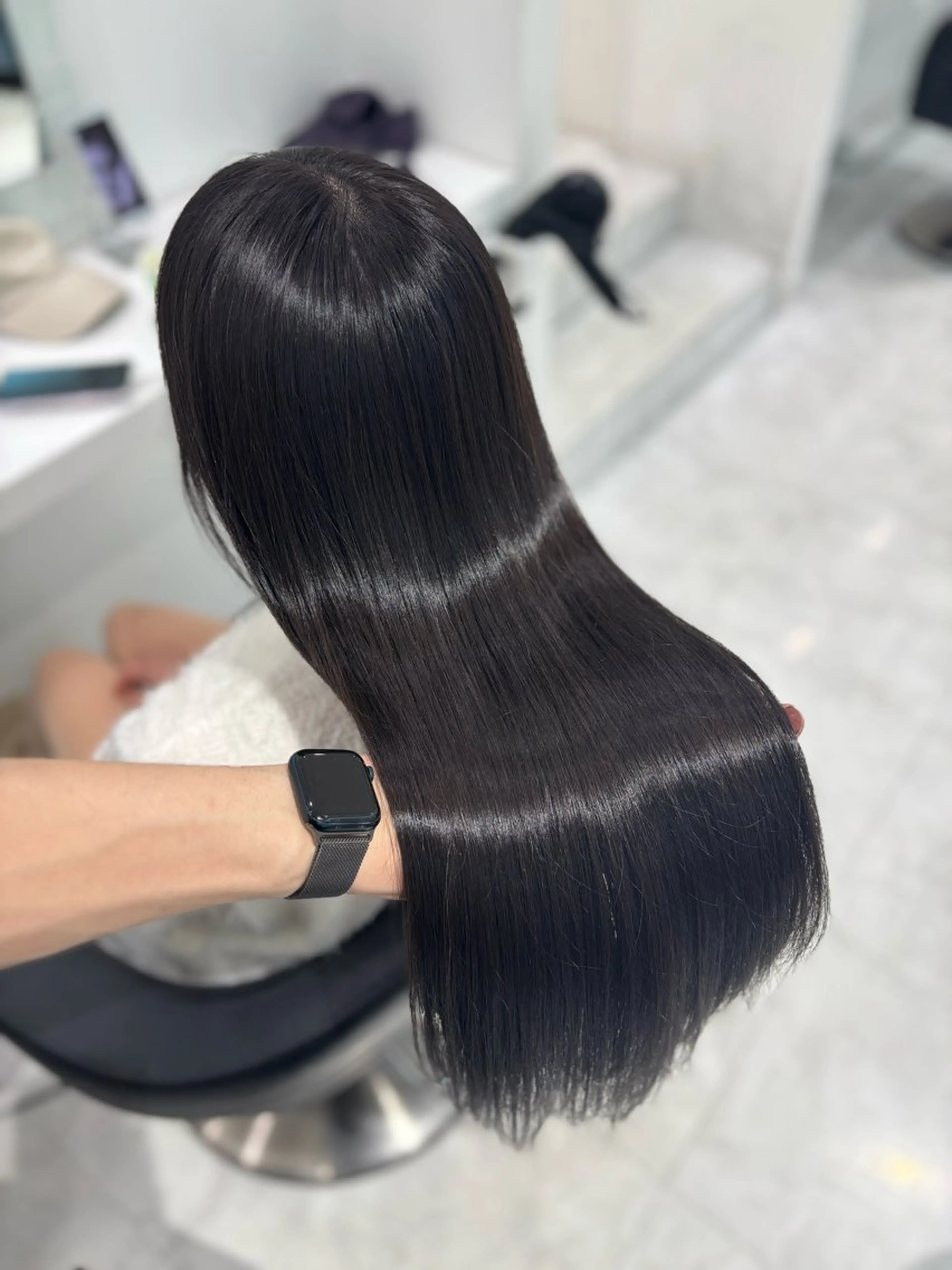 ロング カラー ヘアカラー トリートメント ヘッドスパ ヘアセット 流行りの透明感カラー ×縮毛矯正🤍ユウのヘアスタイル