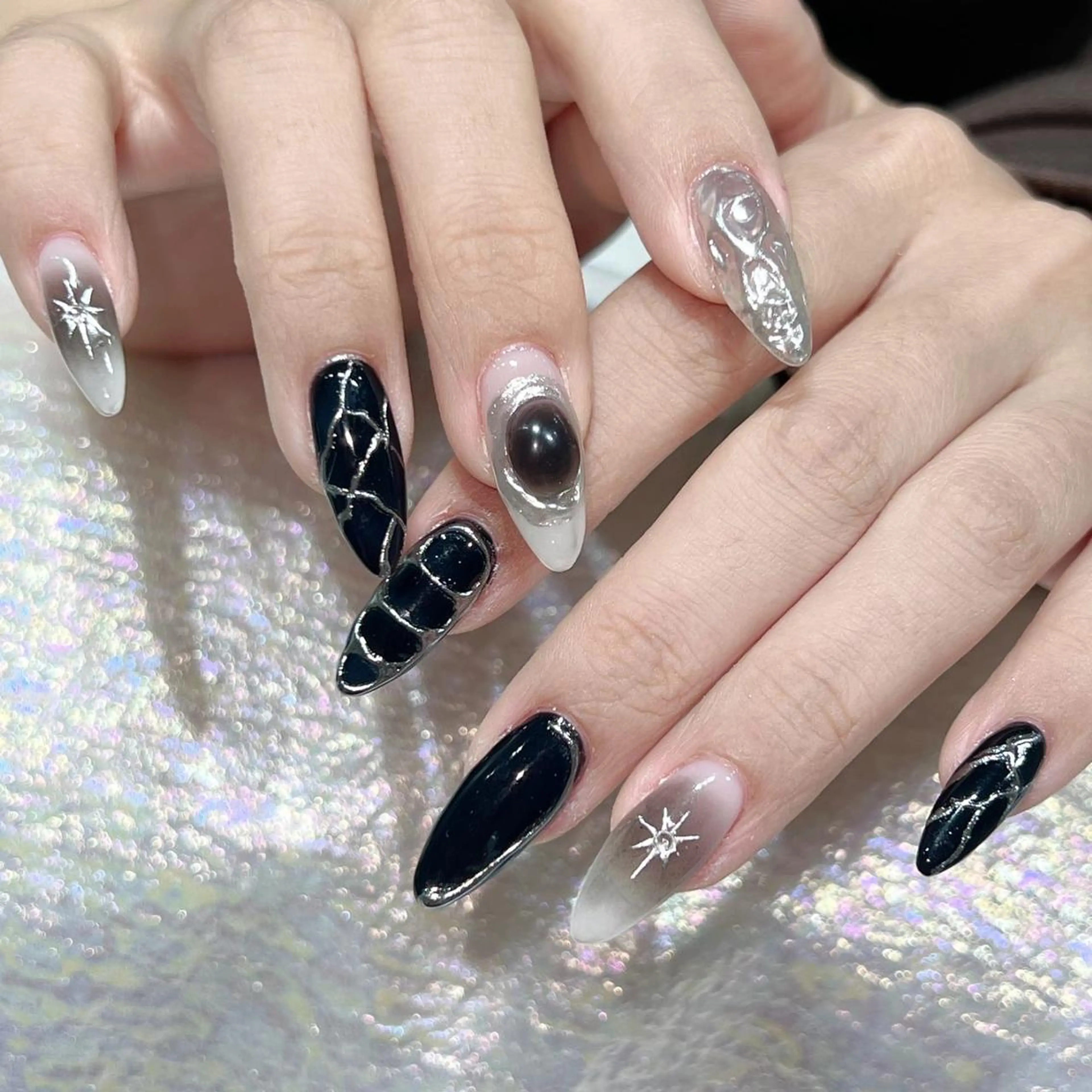 ネイル ハンドネイル Queens momoのネイルデザイン