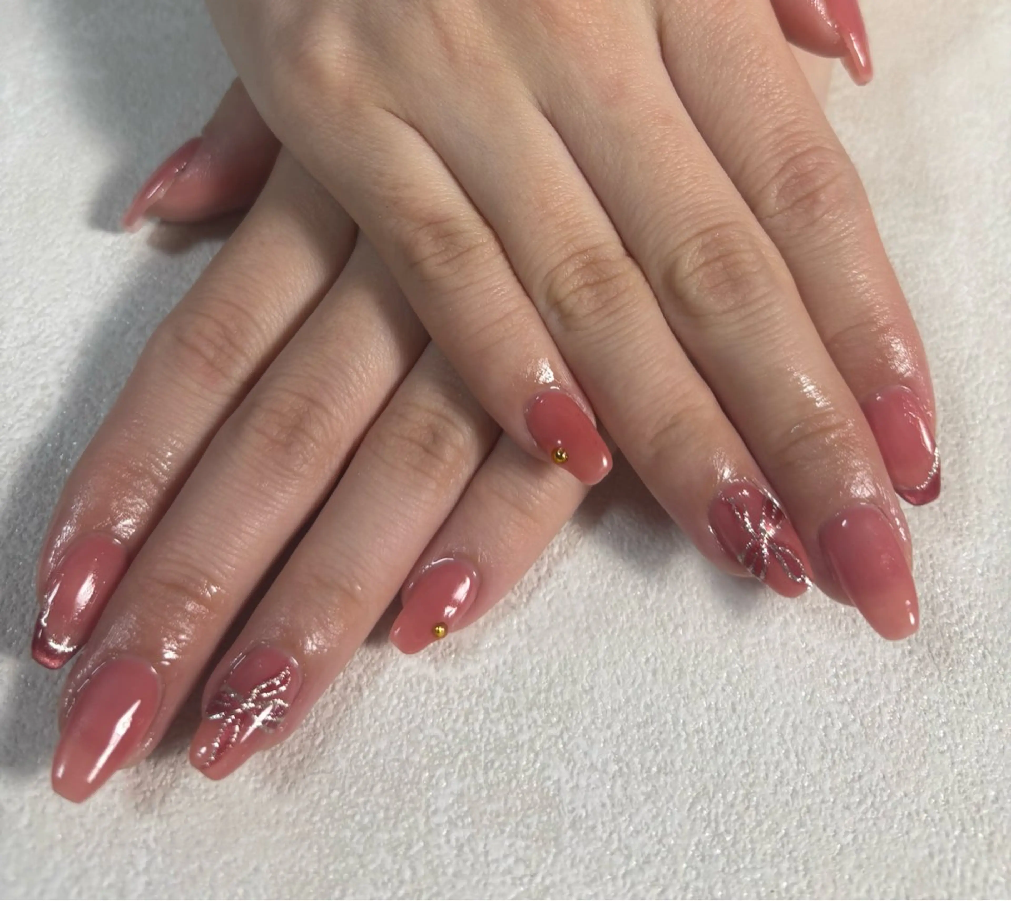 ネイル オーロラネイル フットネイル フレンチネイル ジェルネイル ハート kiki nail たまプラーザのネイルデザイン