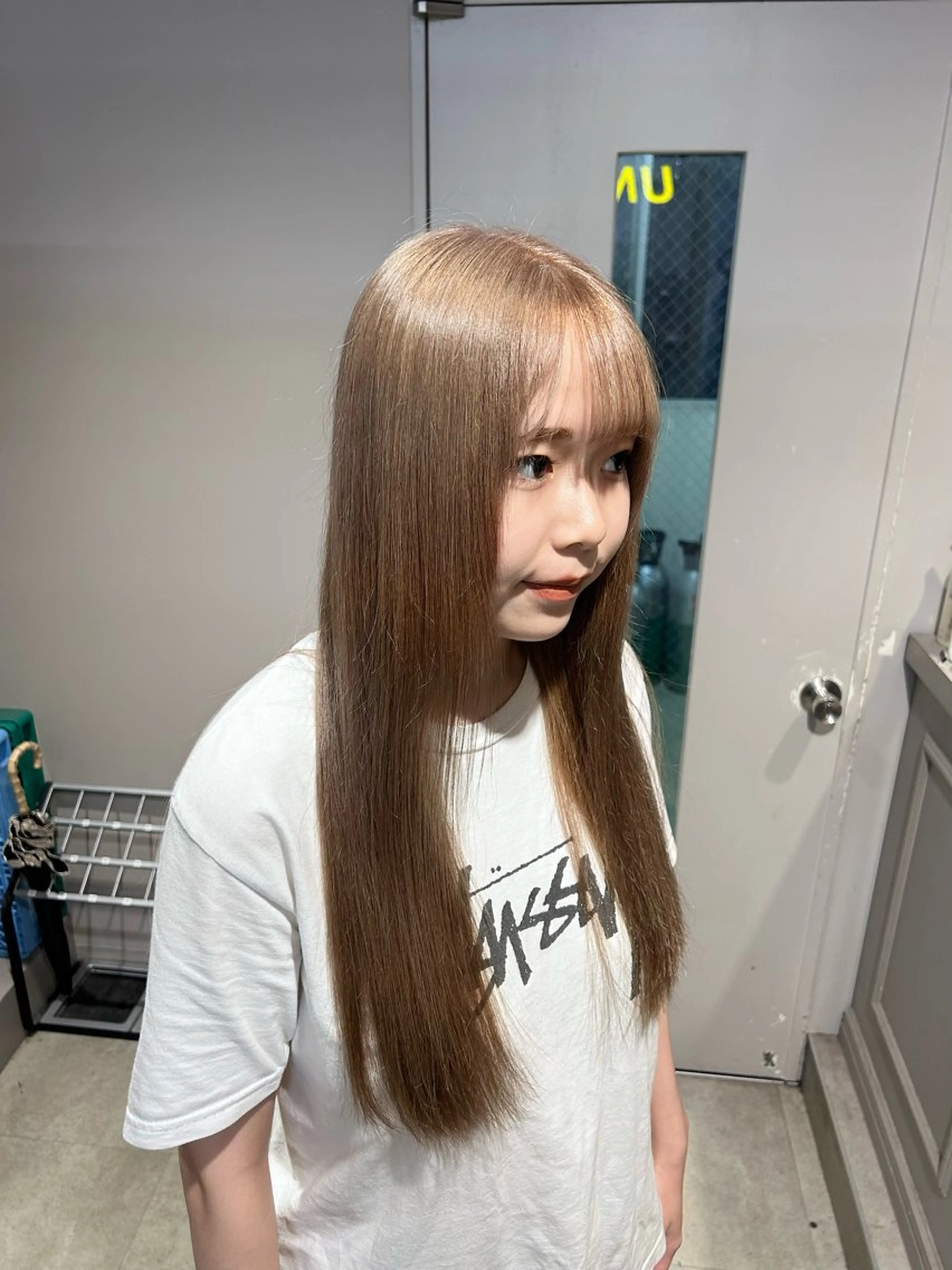 カラー ヘアカラー トリートメント 透明感ベージュ🤎 ナチュラルレイヤーのヘアスタイル