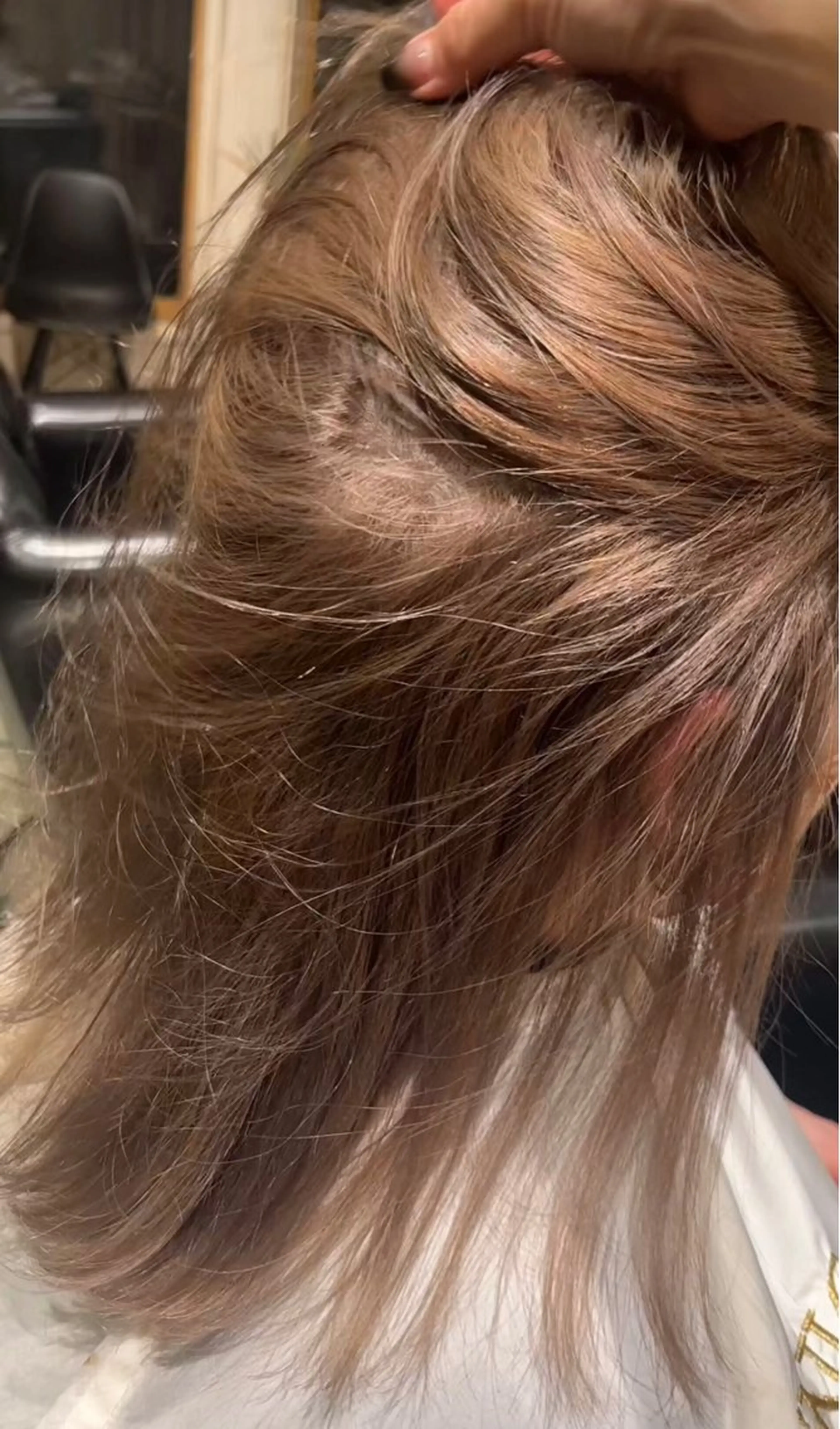 ミディアム タニ ヒナタの眉毛・アイブロウイメージ