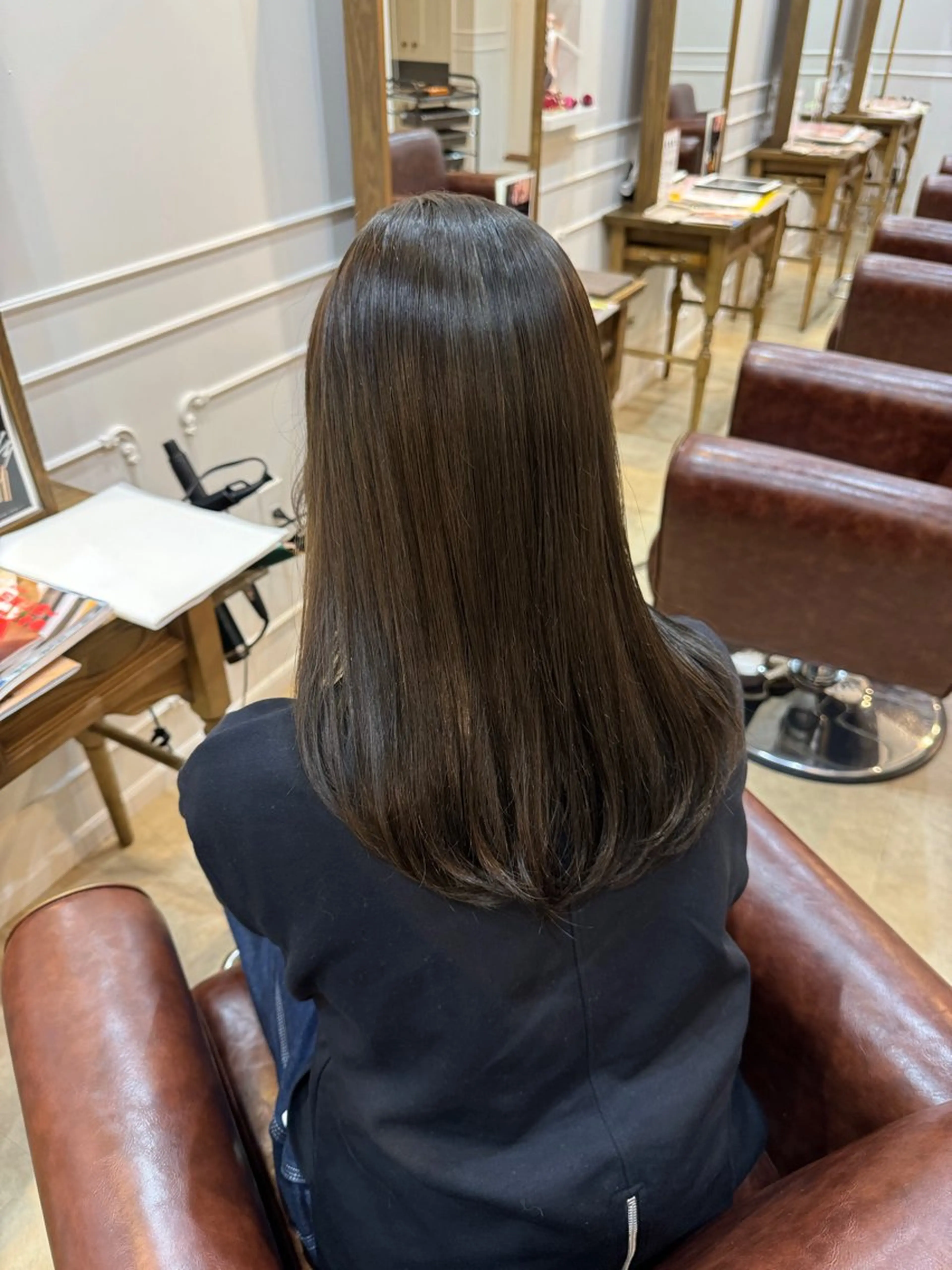 セミロング カラー 透明感カラー ヘアカラー トリートメント houda marinのヘアスタイル