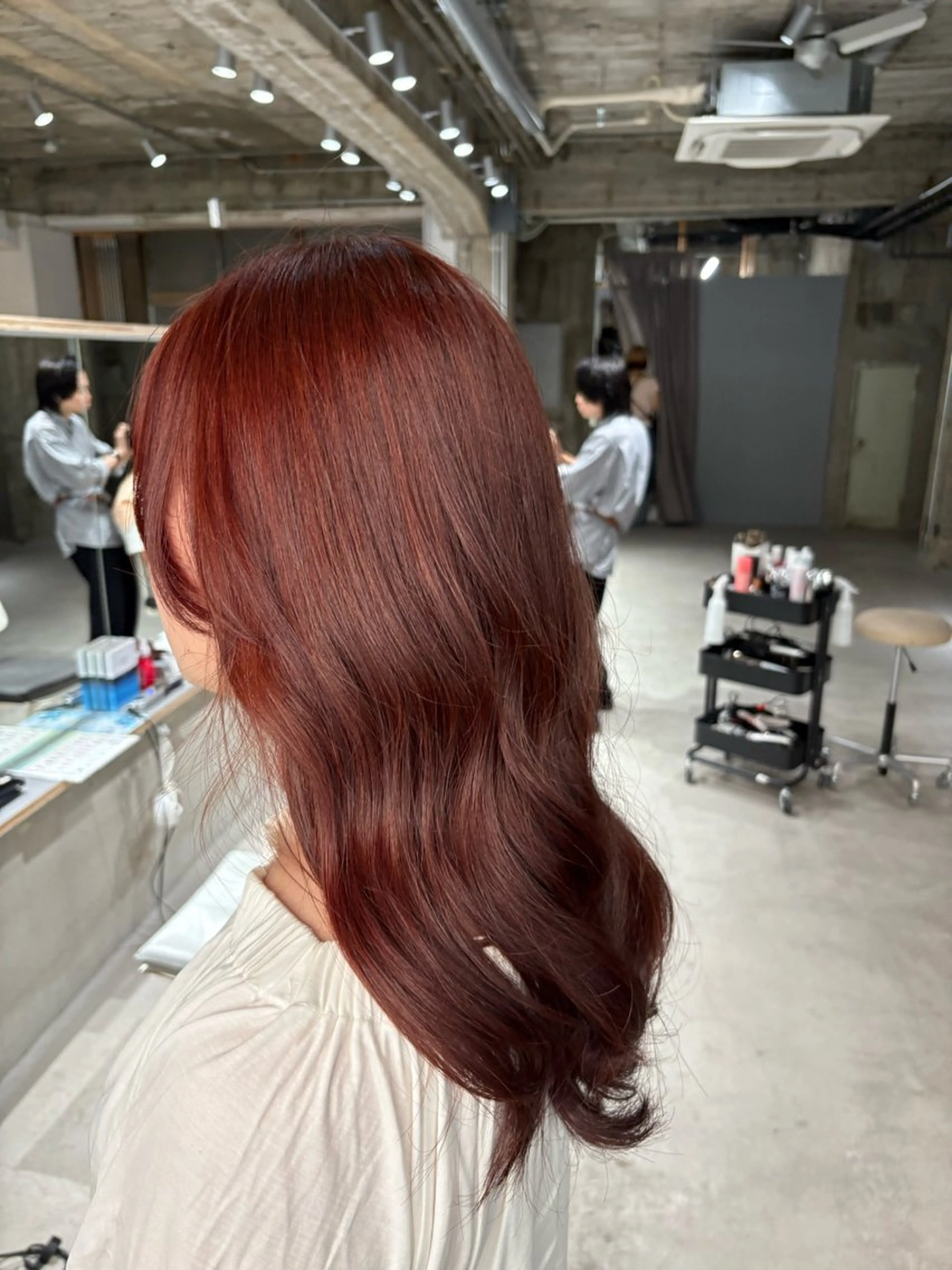 セミロング カラー ダブルカラー オレンジ ピンクカラー ヘアカラー 玉置 七海のヘアスタイル