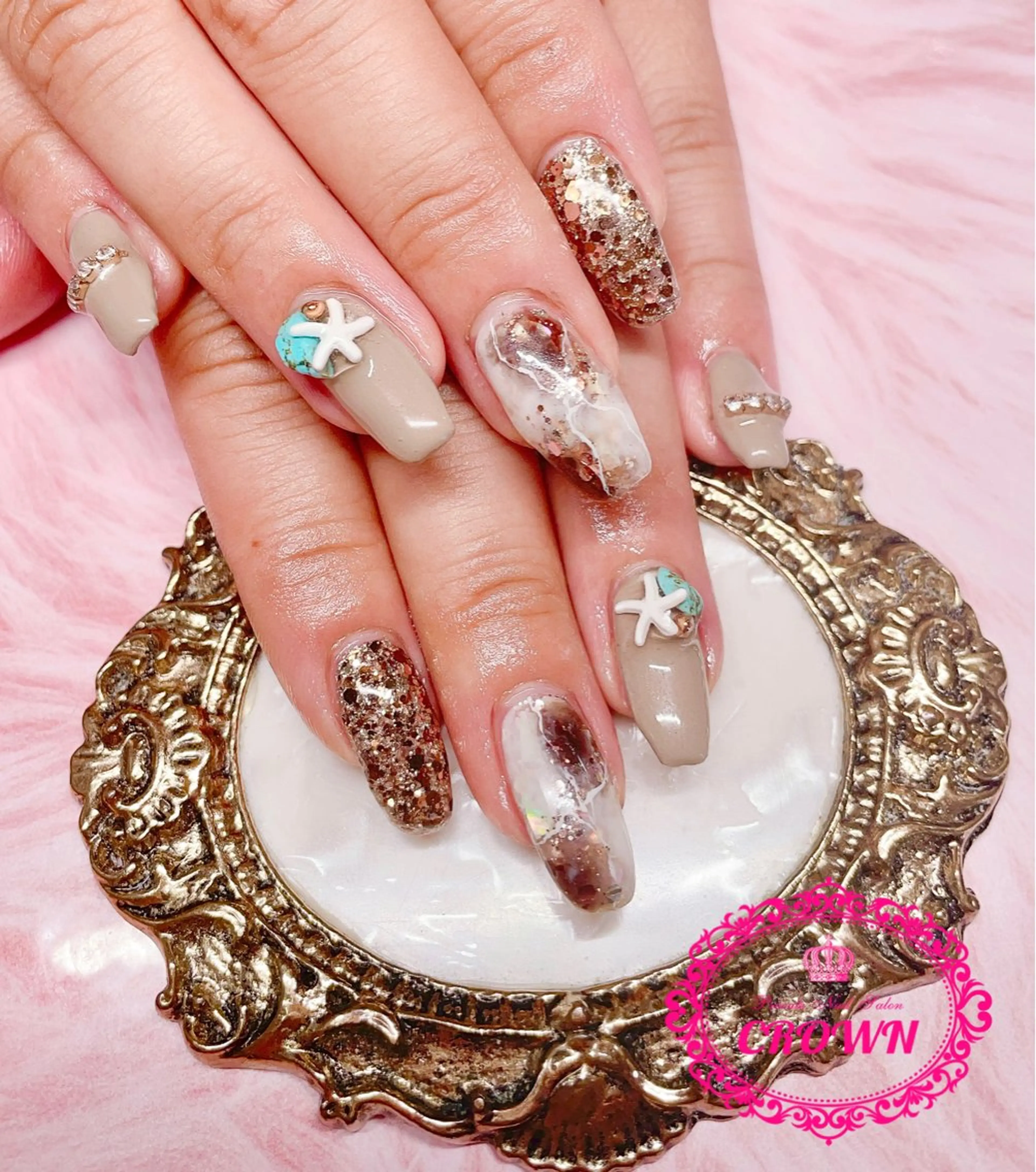 ネイル CROWN プライベートサロンのネイルデザイン