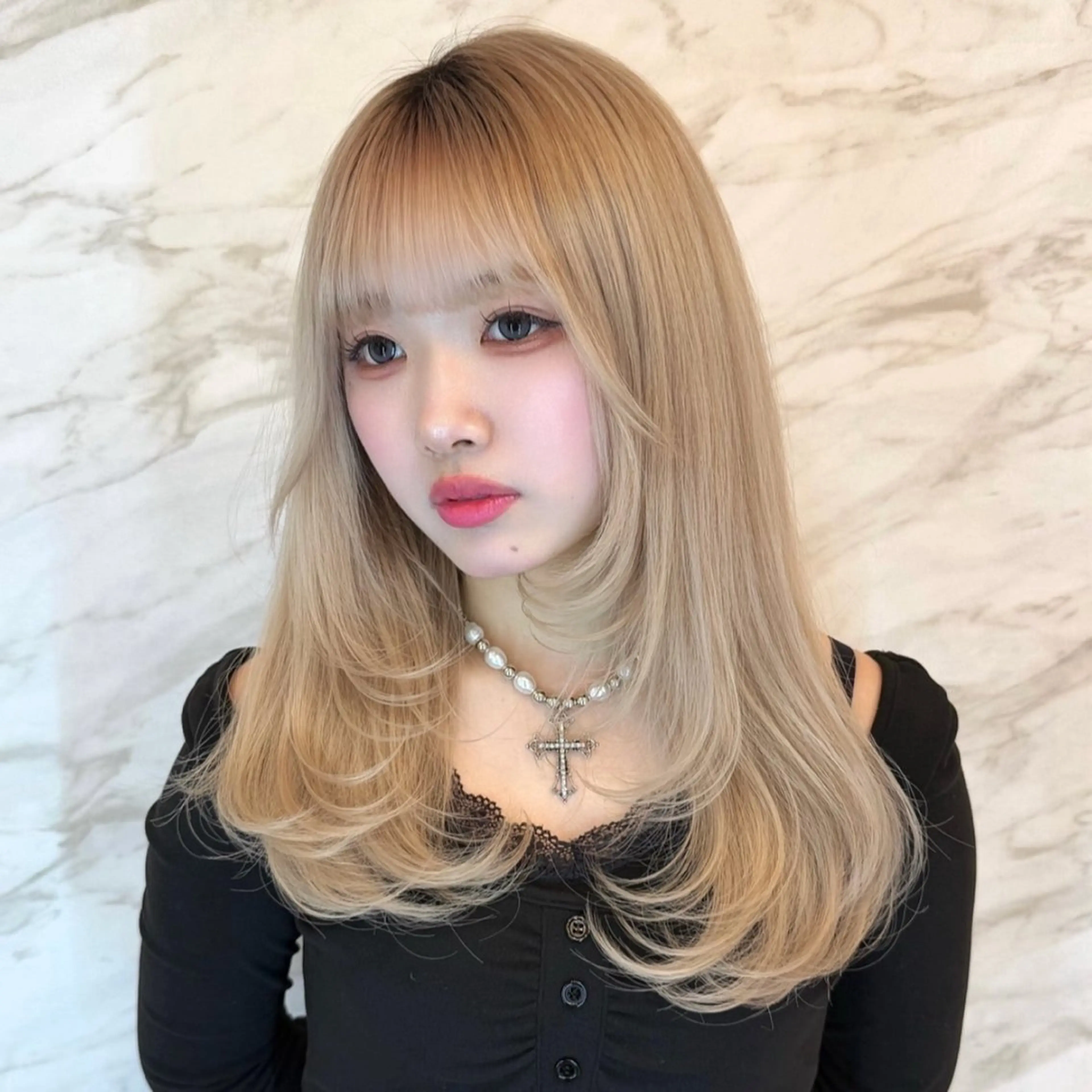 ロング カット ヘアカラー トリートメント 韓国ヘア/艶髪/ 透明感カラー/つぐみのヘアスタイル